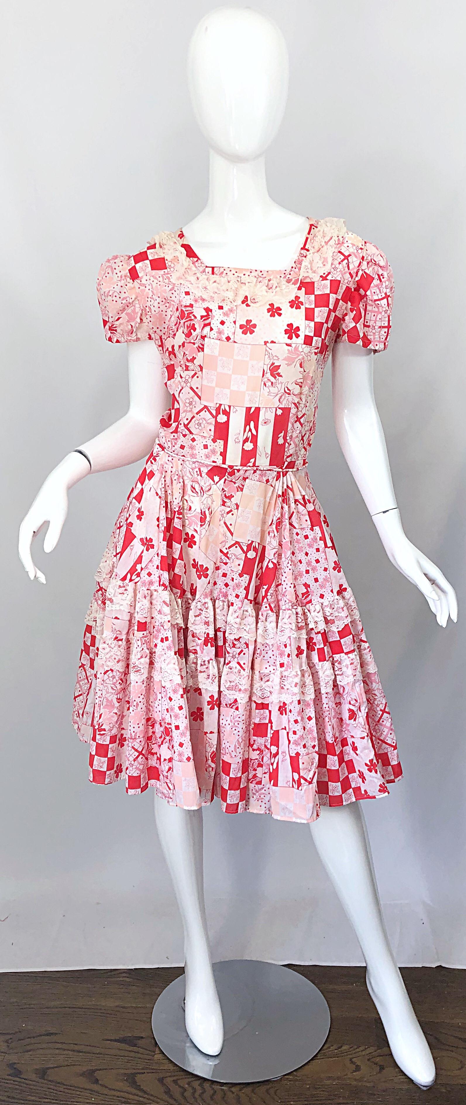 1970s Red and White Novelty Checker + Flower Print Vintage 70s Cotton Dress 5