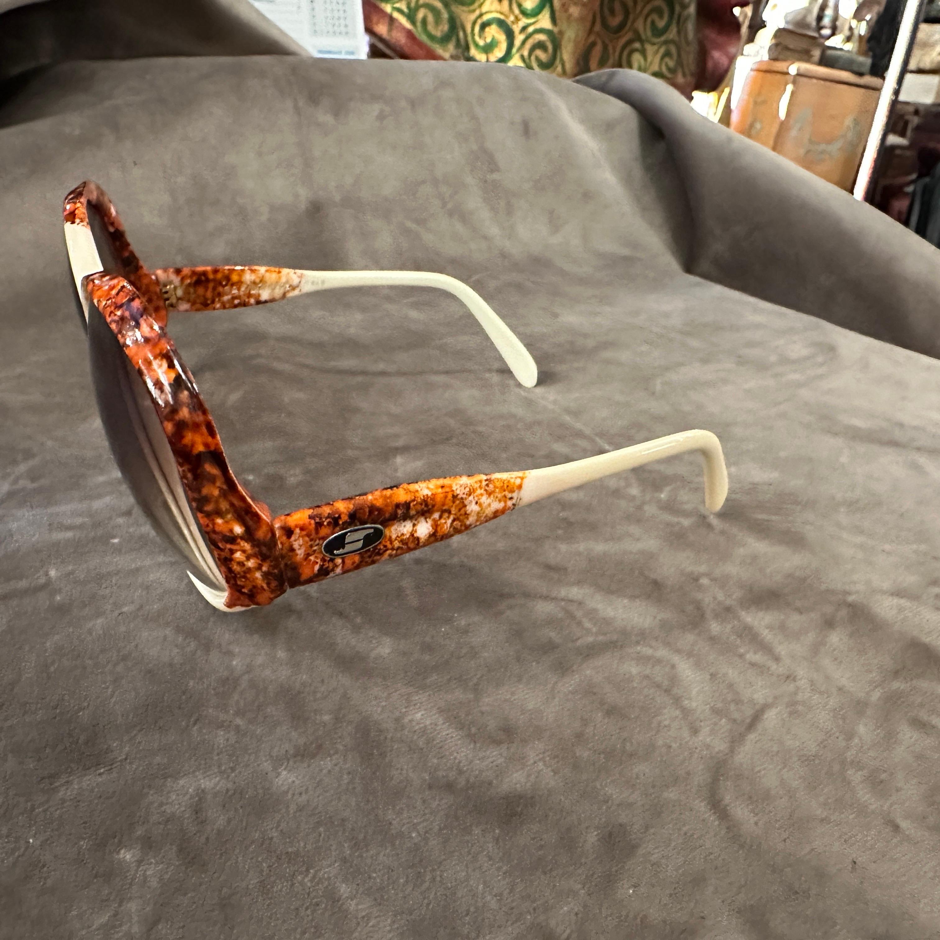 1970s Red and White Oversized Italian Sunglasses by Safilo For Sale 6