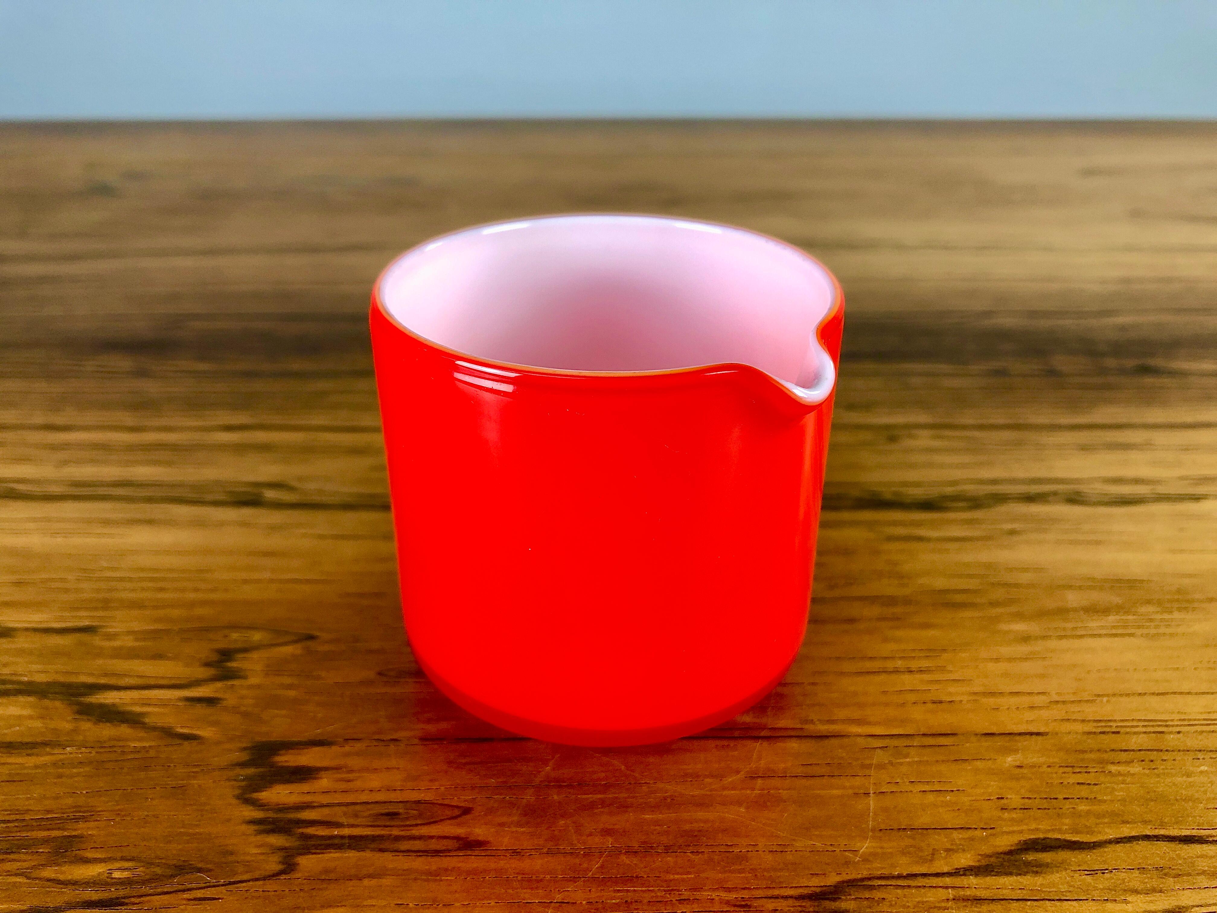 1970s Red Danish Cream and Sugar Bowls in Glass by Michael Bang for Holmegaard In Good Condition For Sale In Knebel, DK