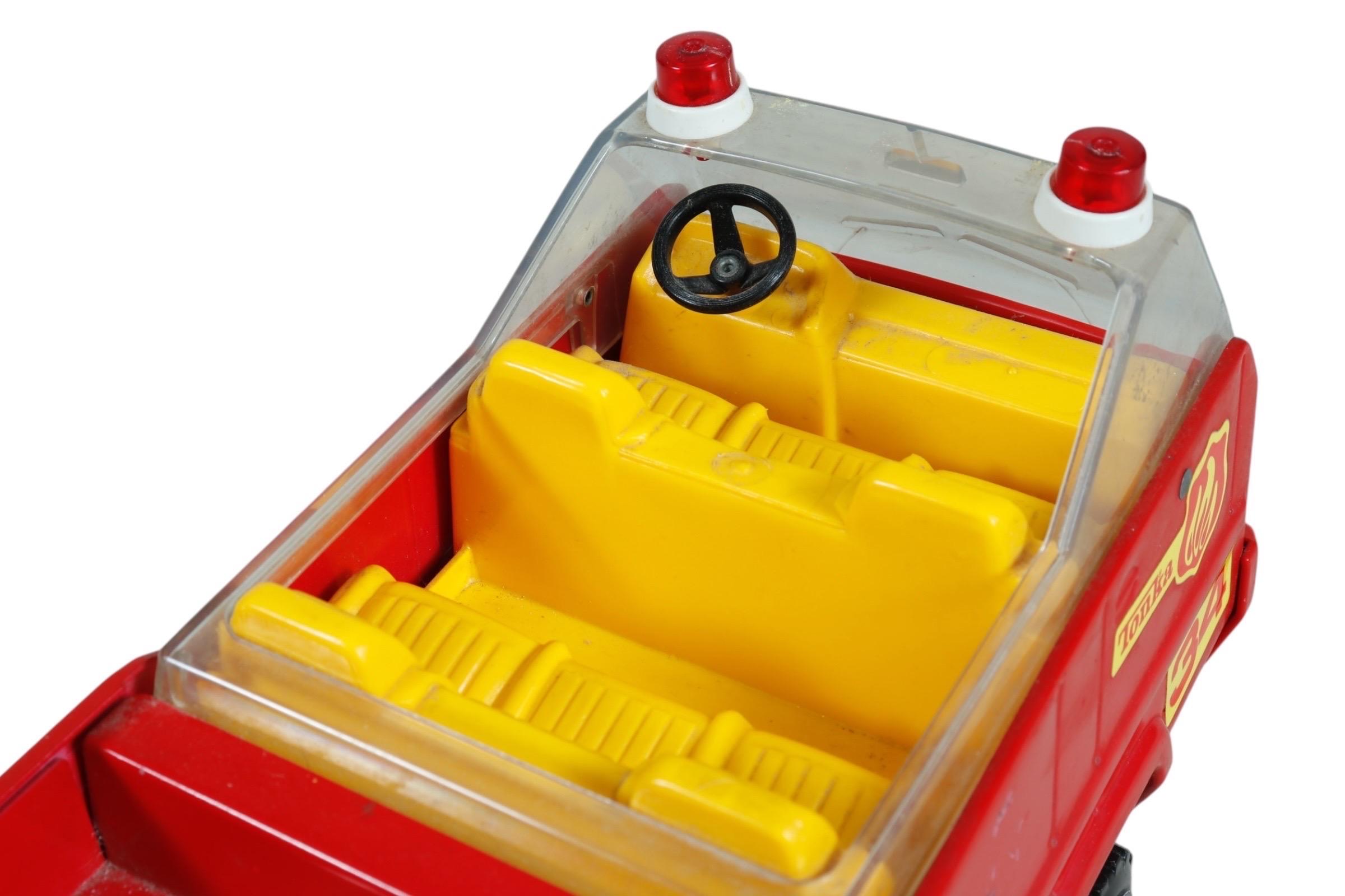 Camión de bomberos rojo de los años 70 de Tonka Metal en venta