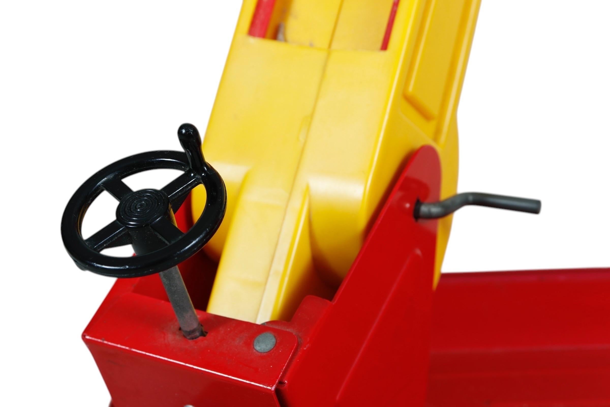 Camión de bomberos rojo de los años 70 de Tonka en venta 3