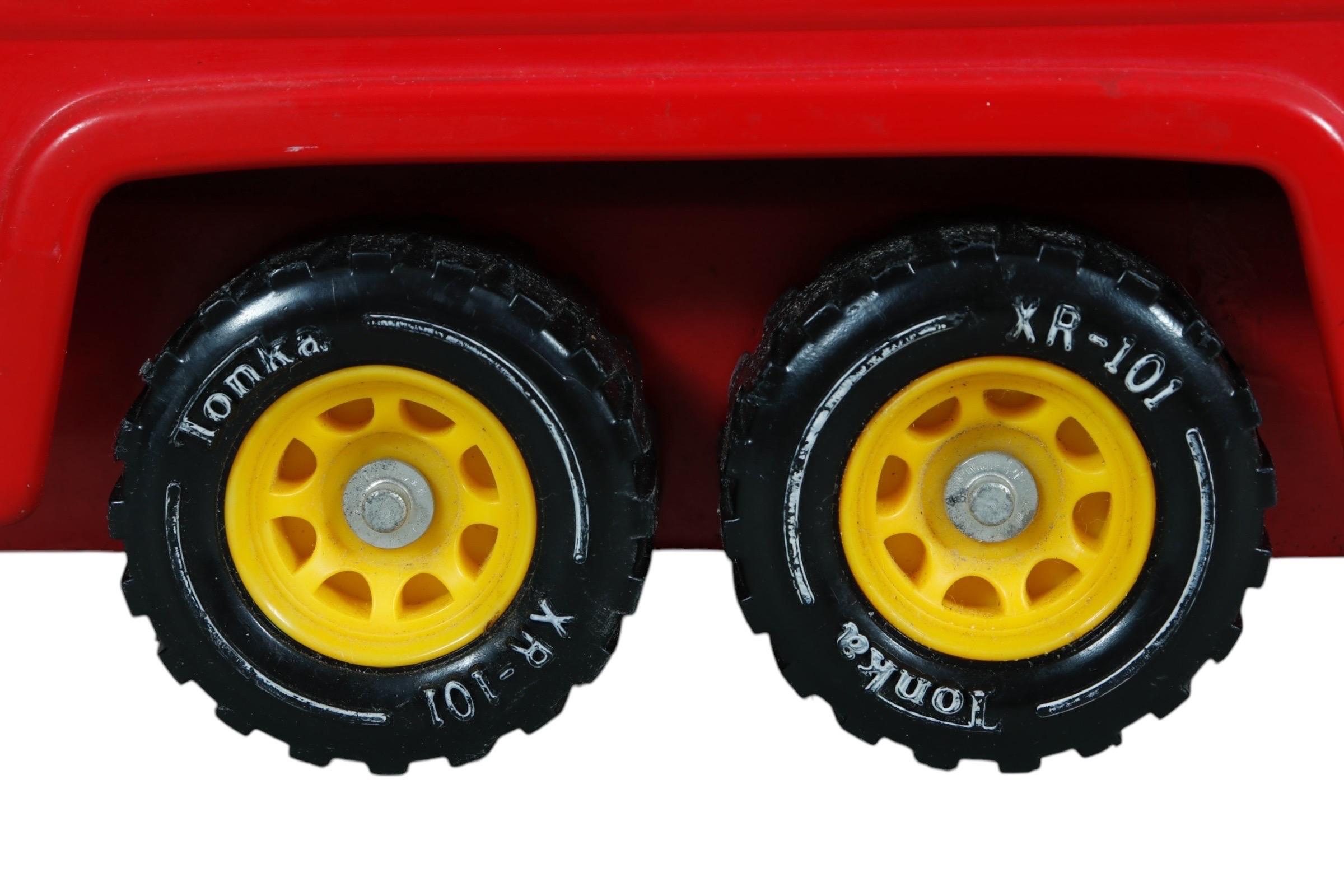 Camión de bomberos rojo de los años 70 de Tonka en venta 4