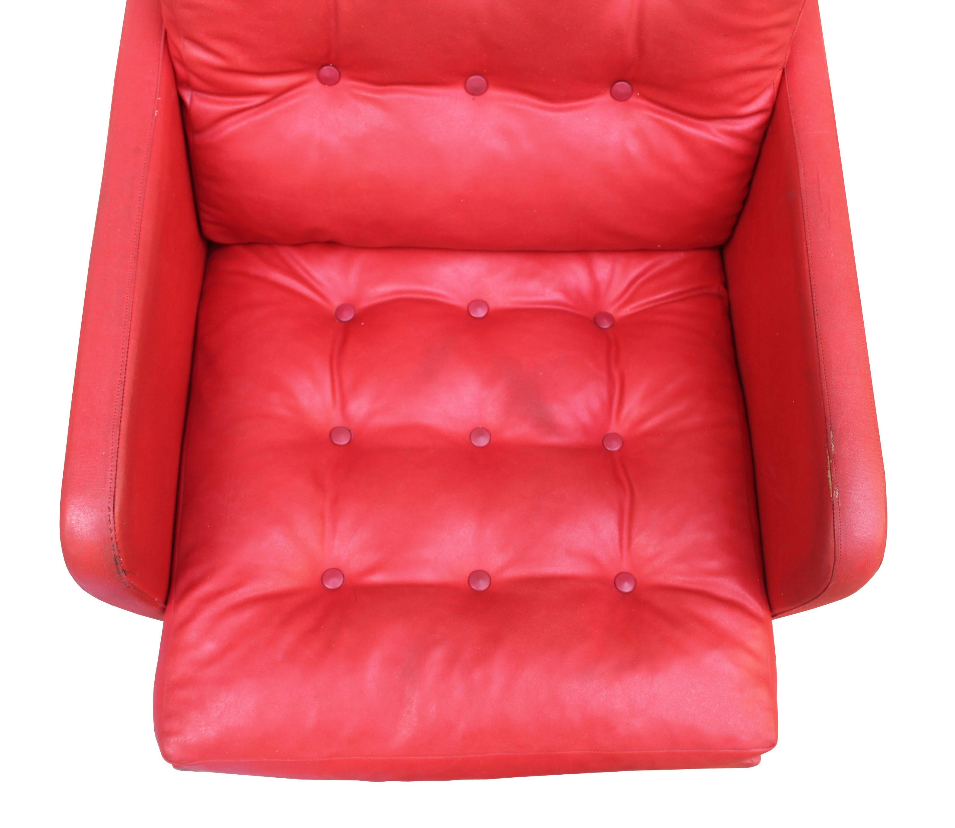 1970s Red Leather Swivel Armchair For Sale 6
