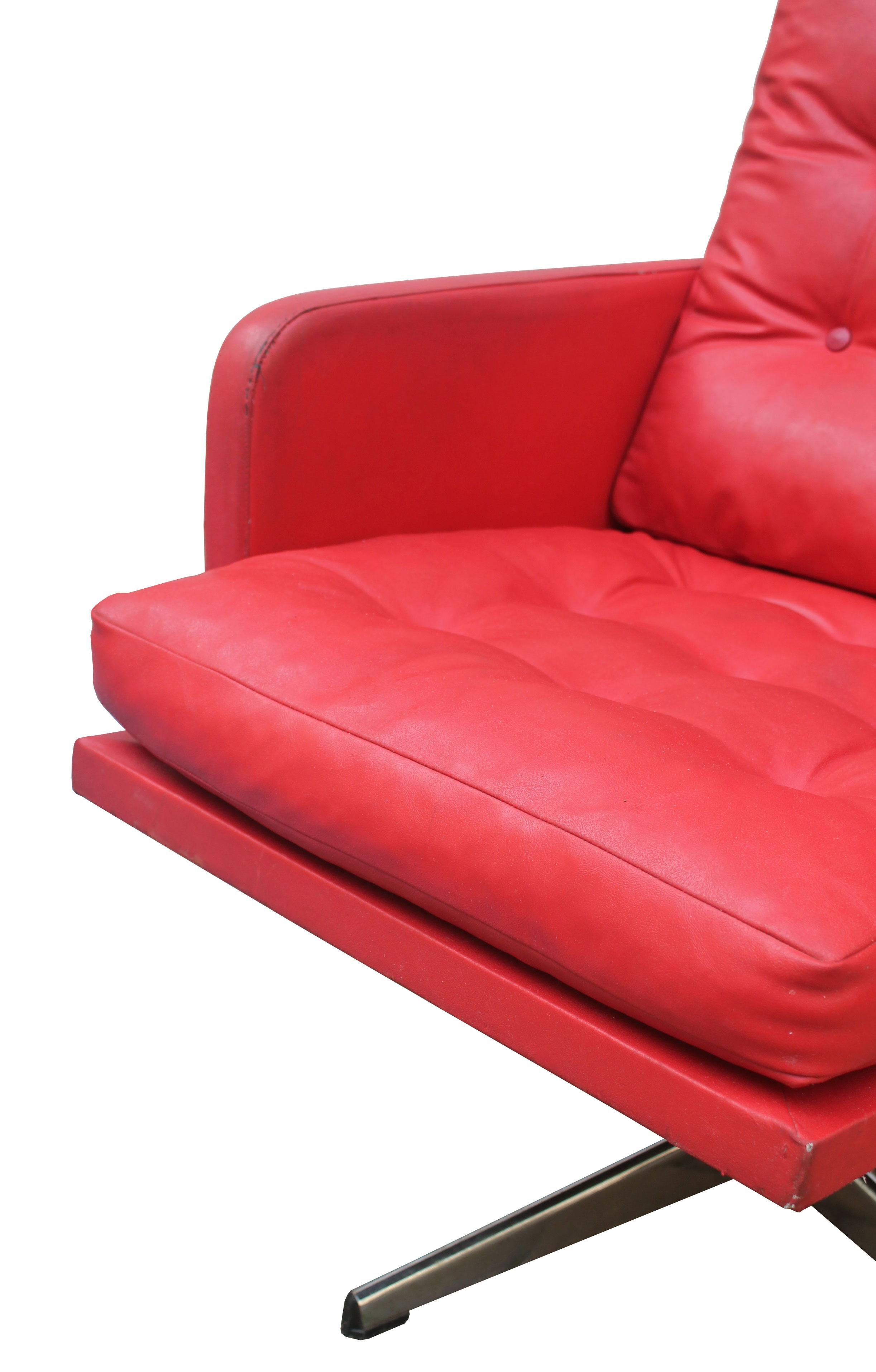 1970s Red Leather Swivel Armchair For Sale 7