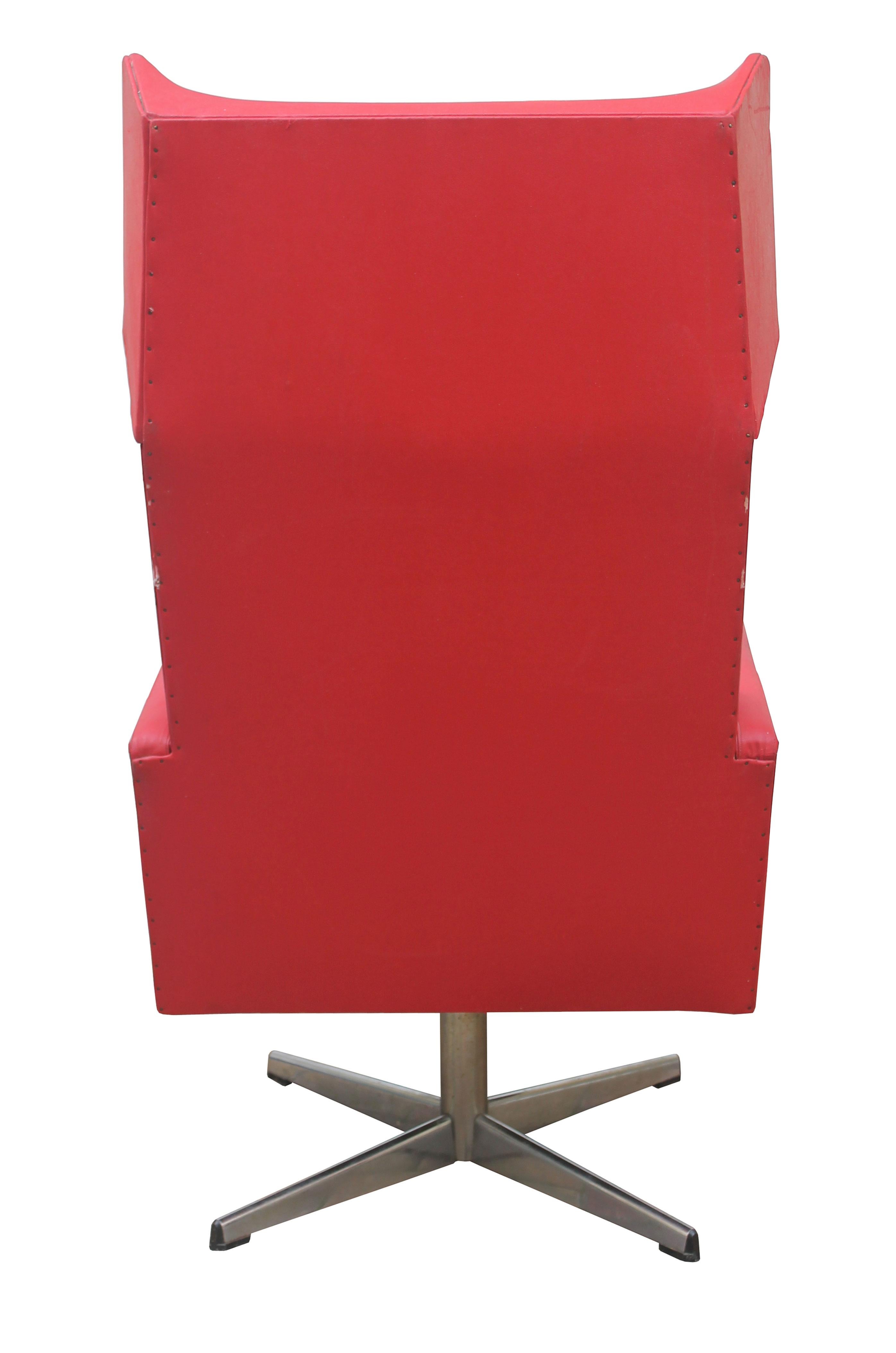 1970s Red Leather Swivel Armchair For Sale 1