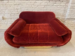 1970s Red Loveseat with Curved Arms & Brass Plinth Base
