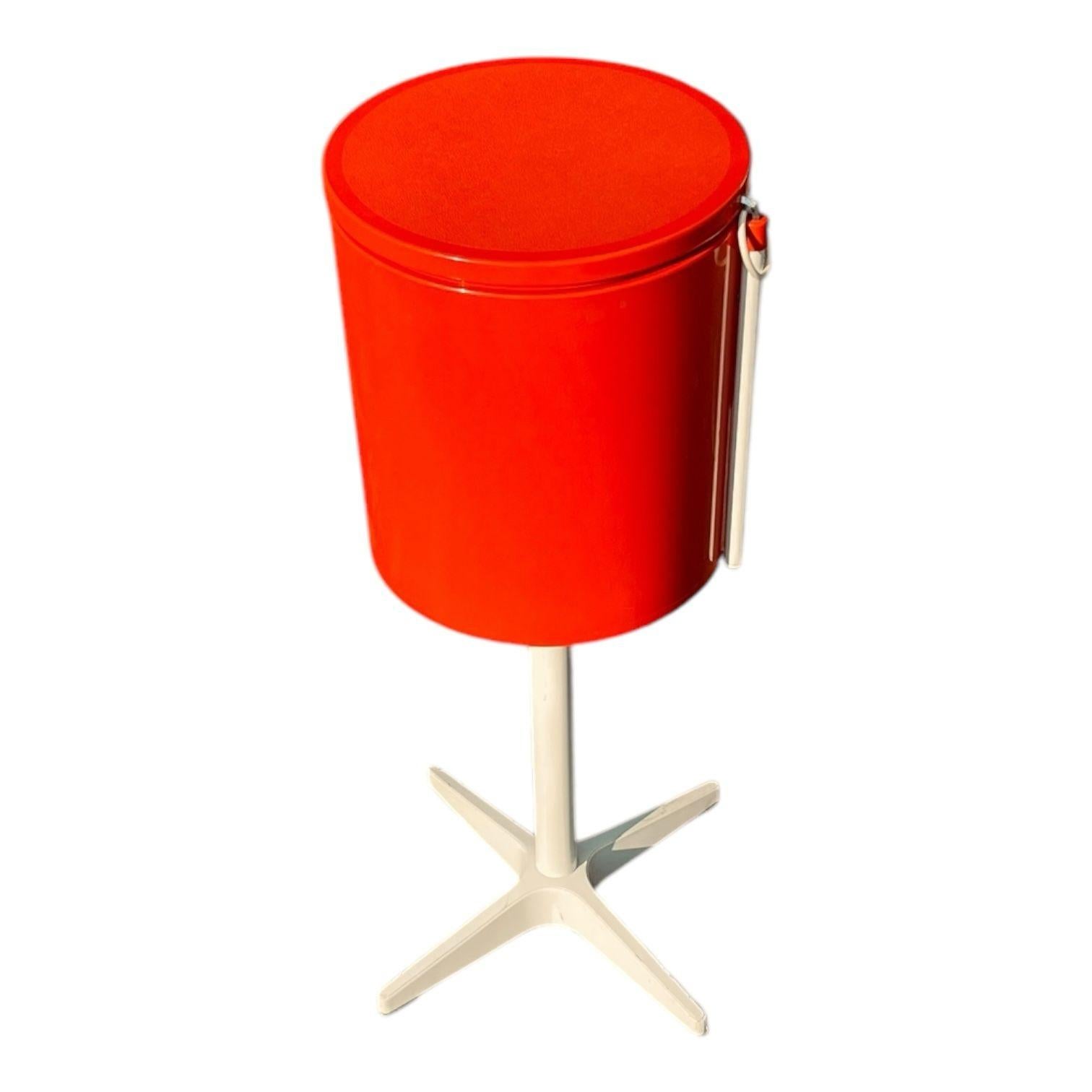 Schminktisch-/Schminktisch-Set aus rot-orangefarbenem Space Age-Schminktisch von Bremshey & Co, 1970er Jahre im Angebot 1