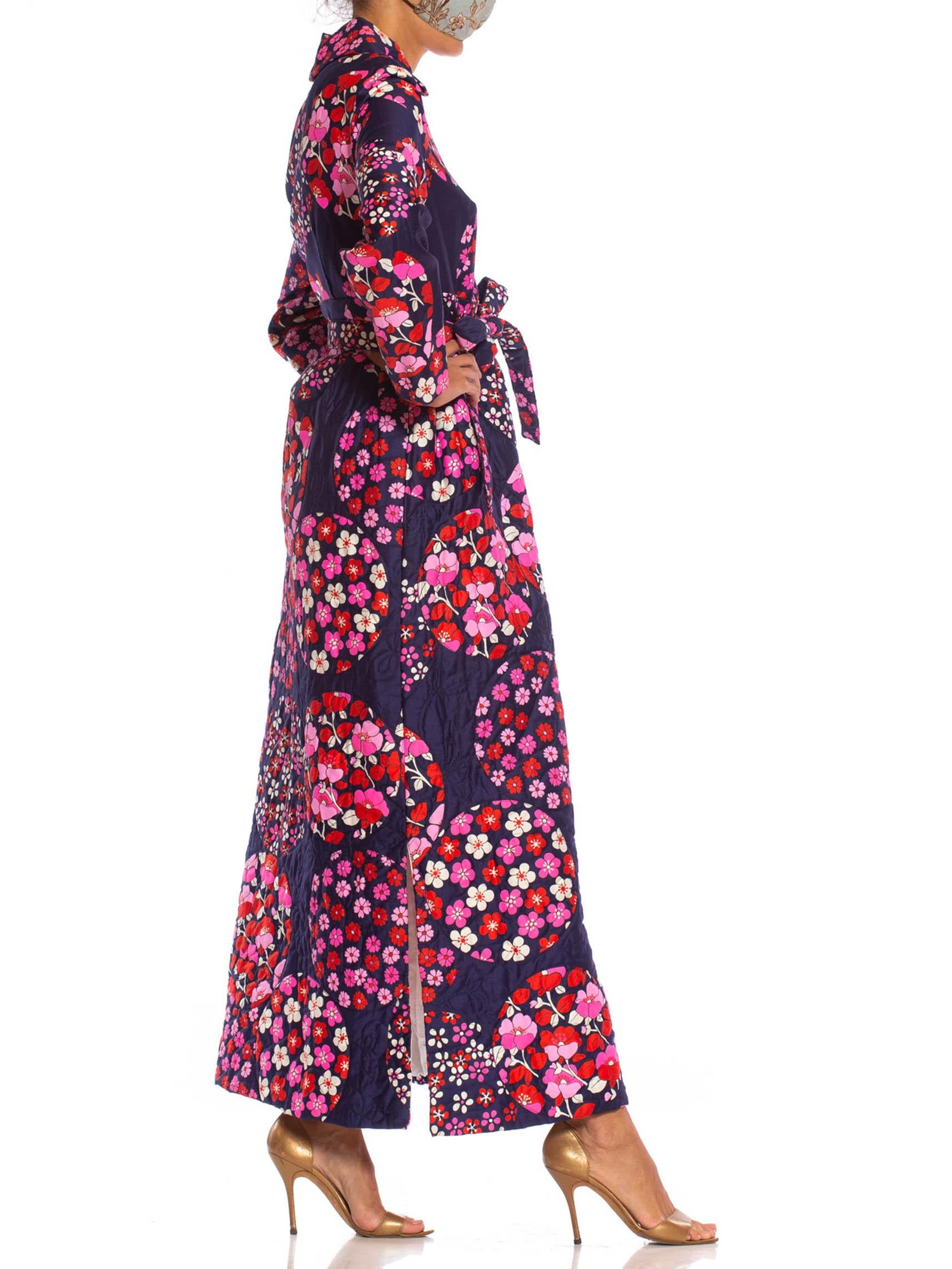 1970S Red & Pink On Navy Floral Cotton Sateen Long Sleeve Quilted House Dress For Sale 2