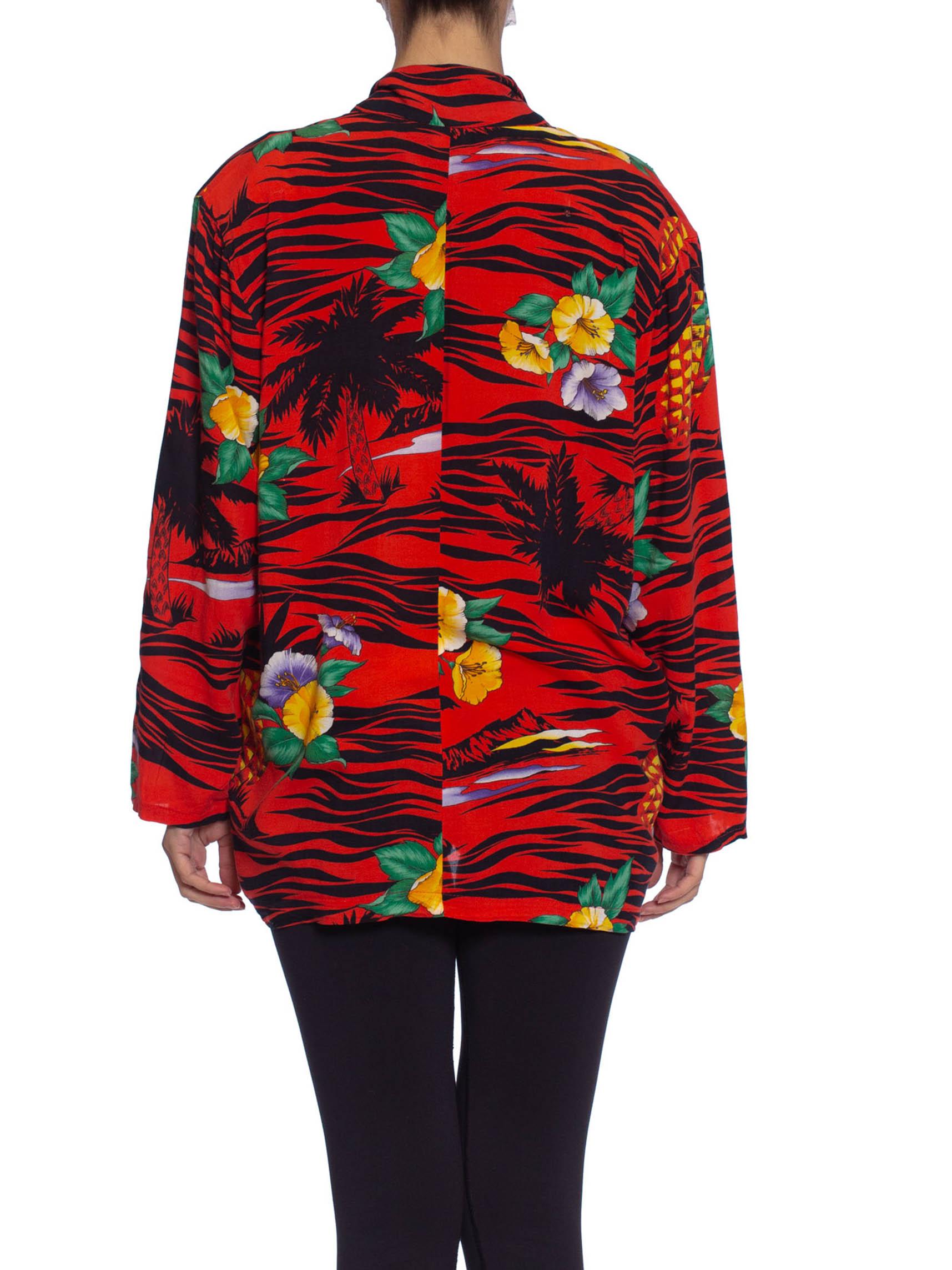 1970S Red Rayon Tropical Print Oversized Jacket In Excellent Condition For Sale In New York, NY