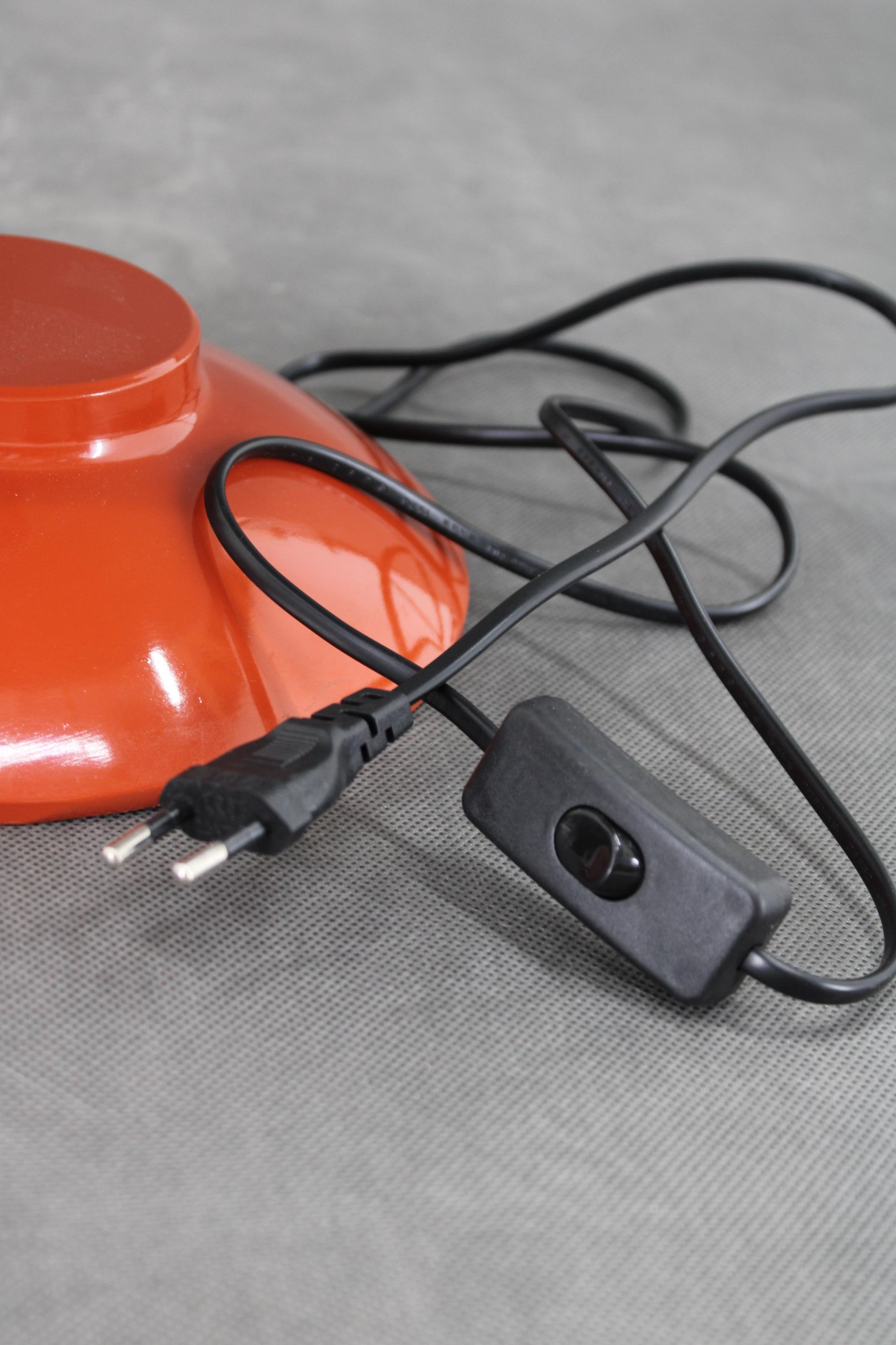 1970s Red Table Lamp For Sale 3