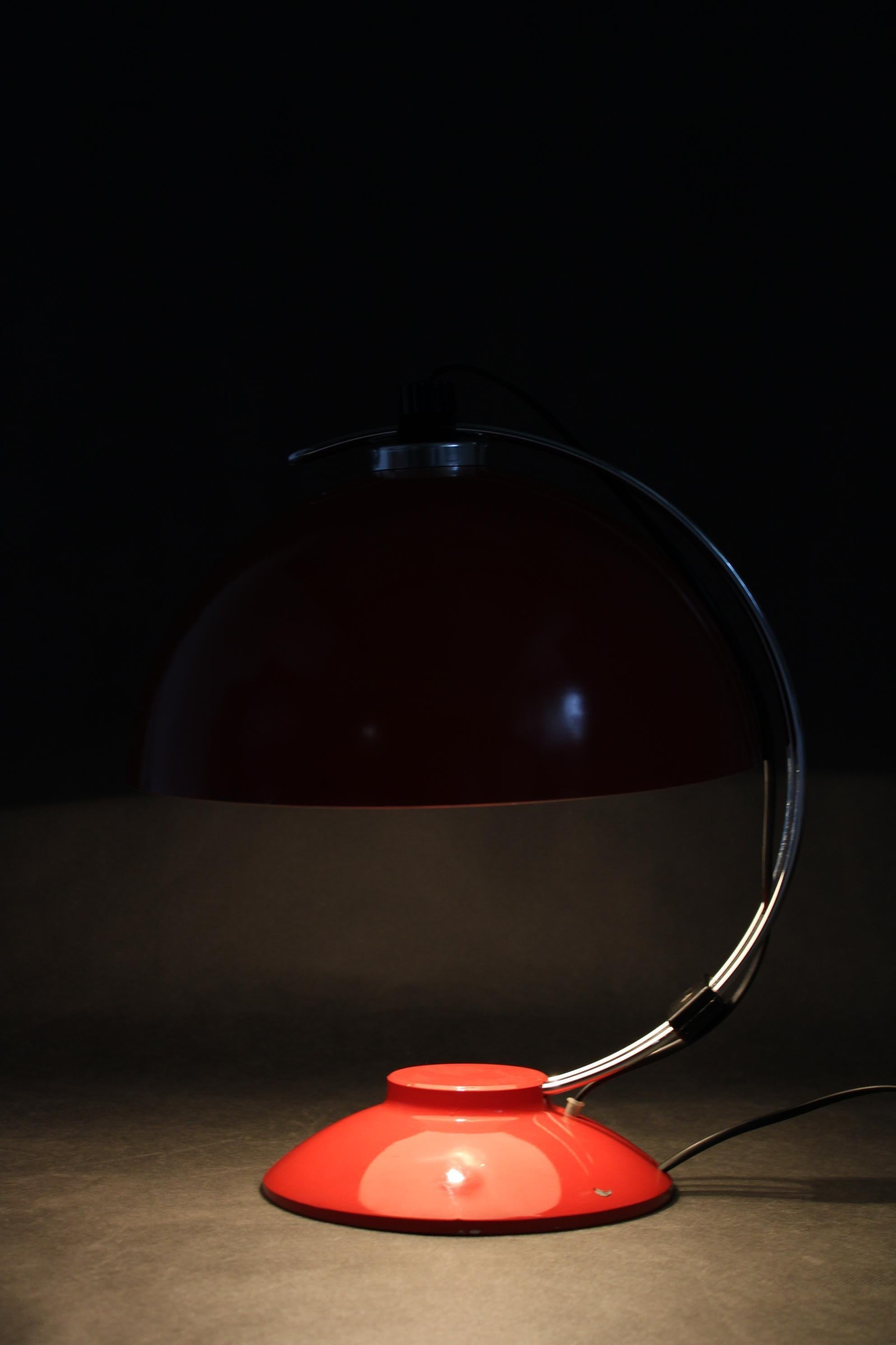 1970s Red Table Lamp For Sale 5