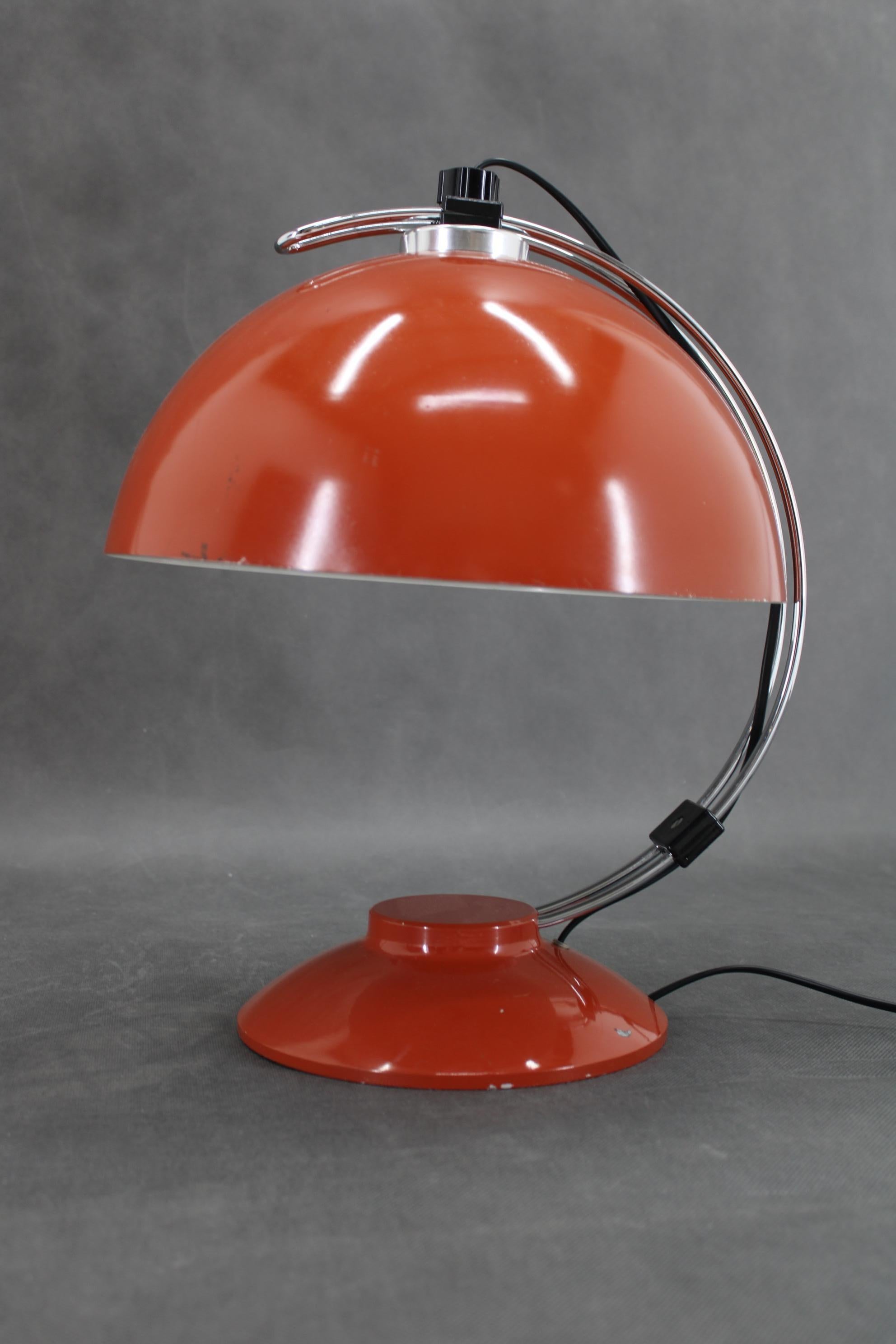 Mid-Century Modern 1970s Red Table Lamp For Sale