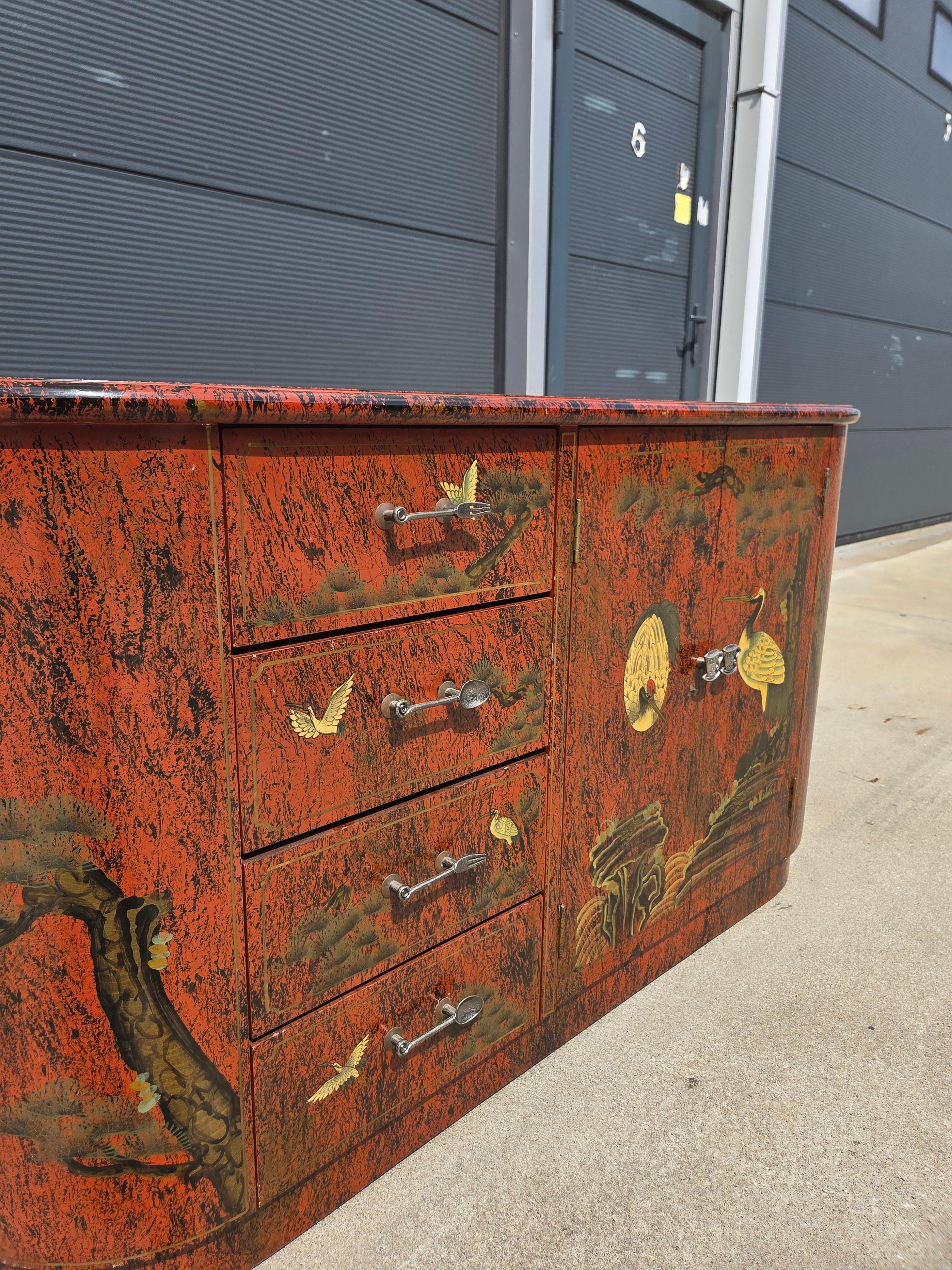 Chinoiseries Cabinet Chinoiserie Rouge Vintage des années 1970 en vente