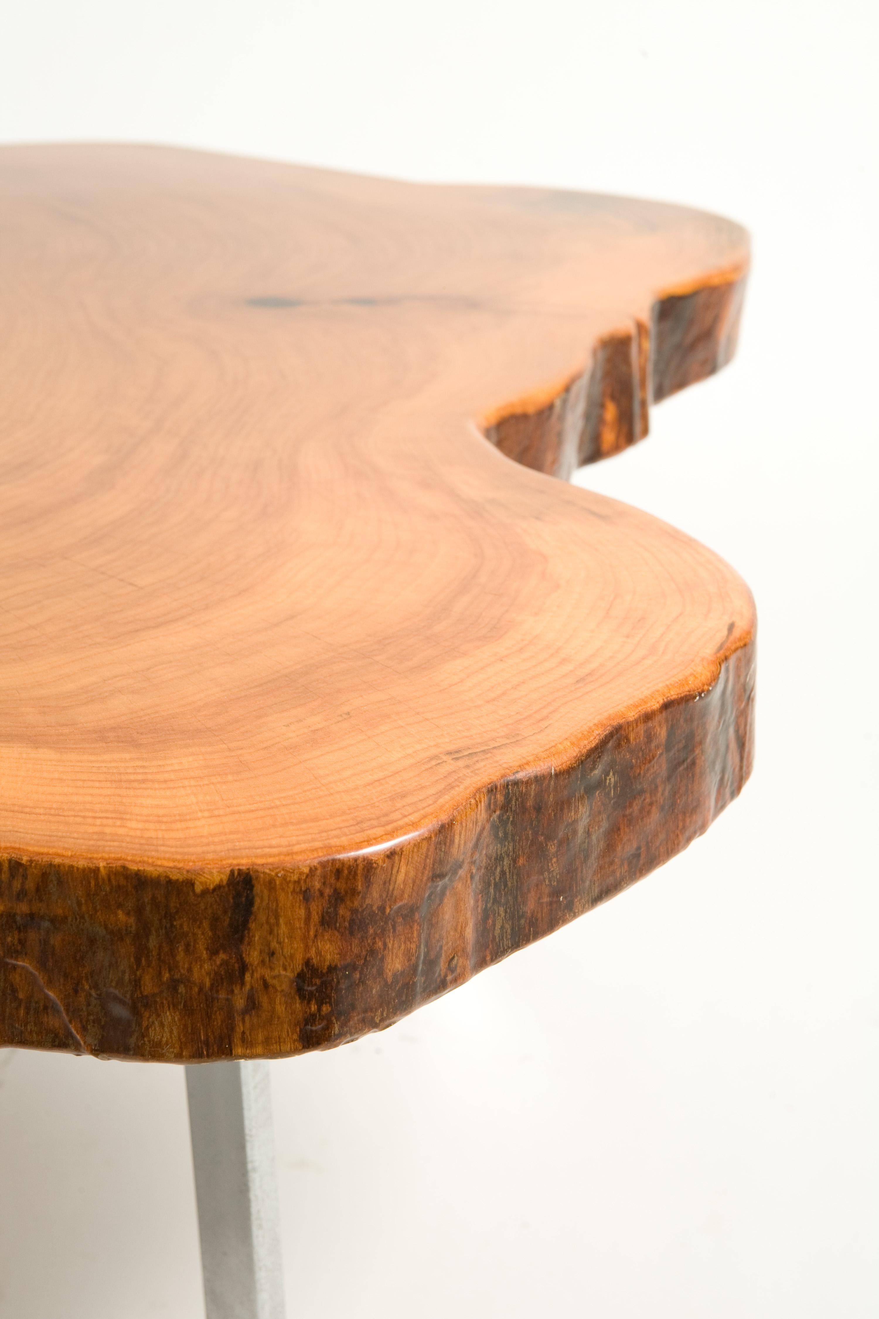 1970s Redwood Slab Coffee Table In Good Condition In New York, NY