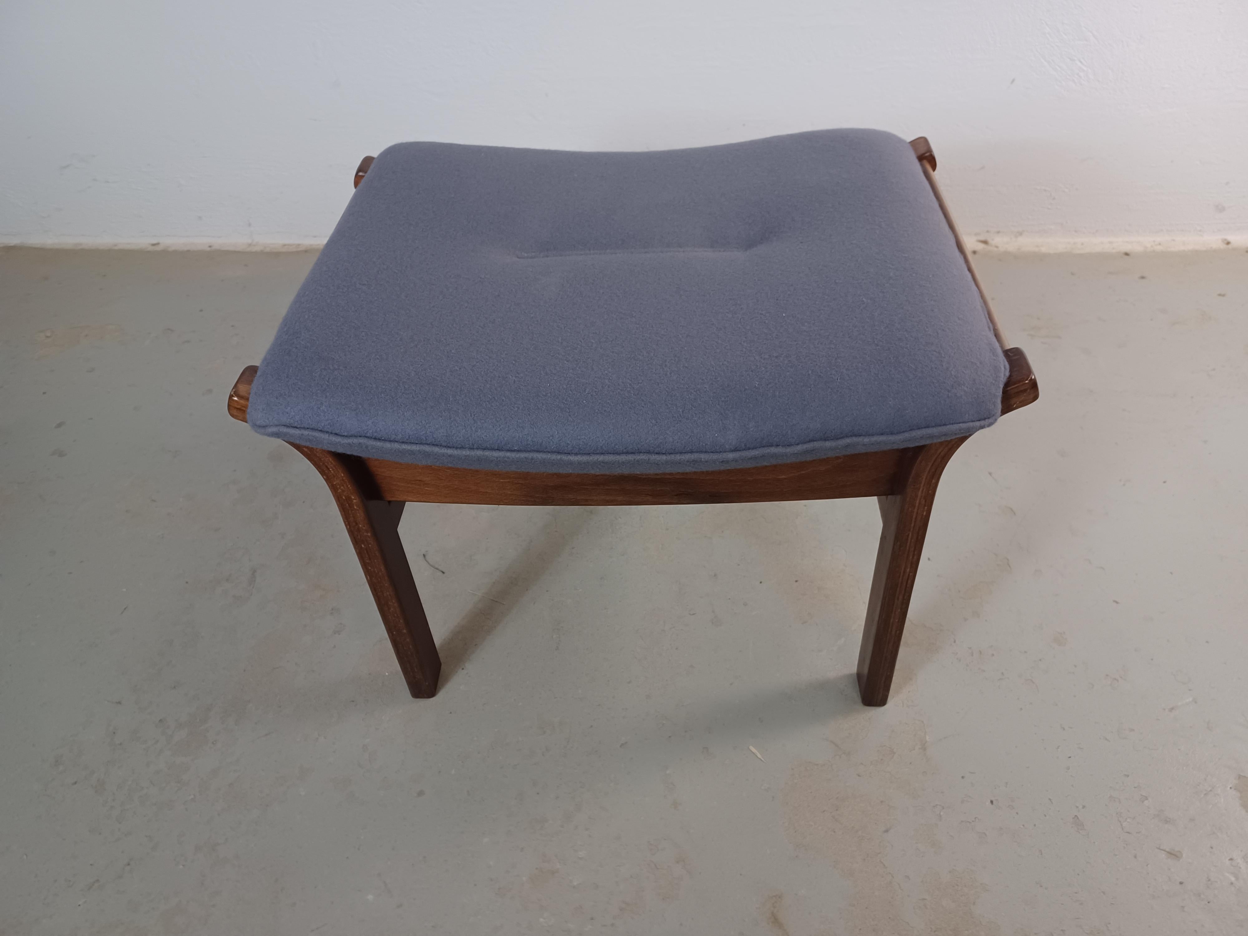 1970's, Refinished Danish Footstool en venta 1