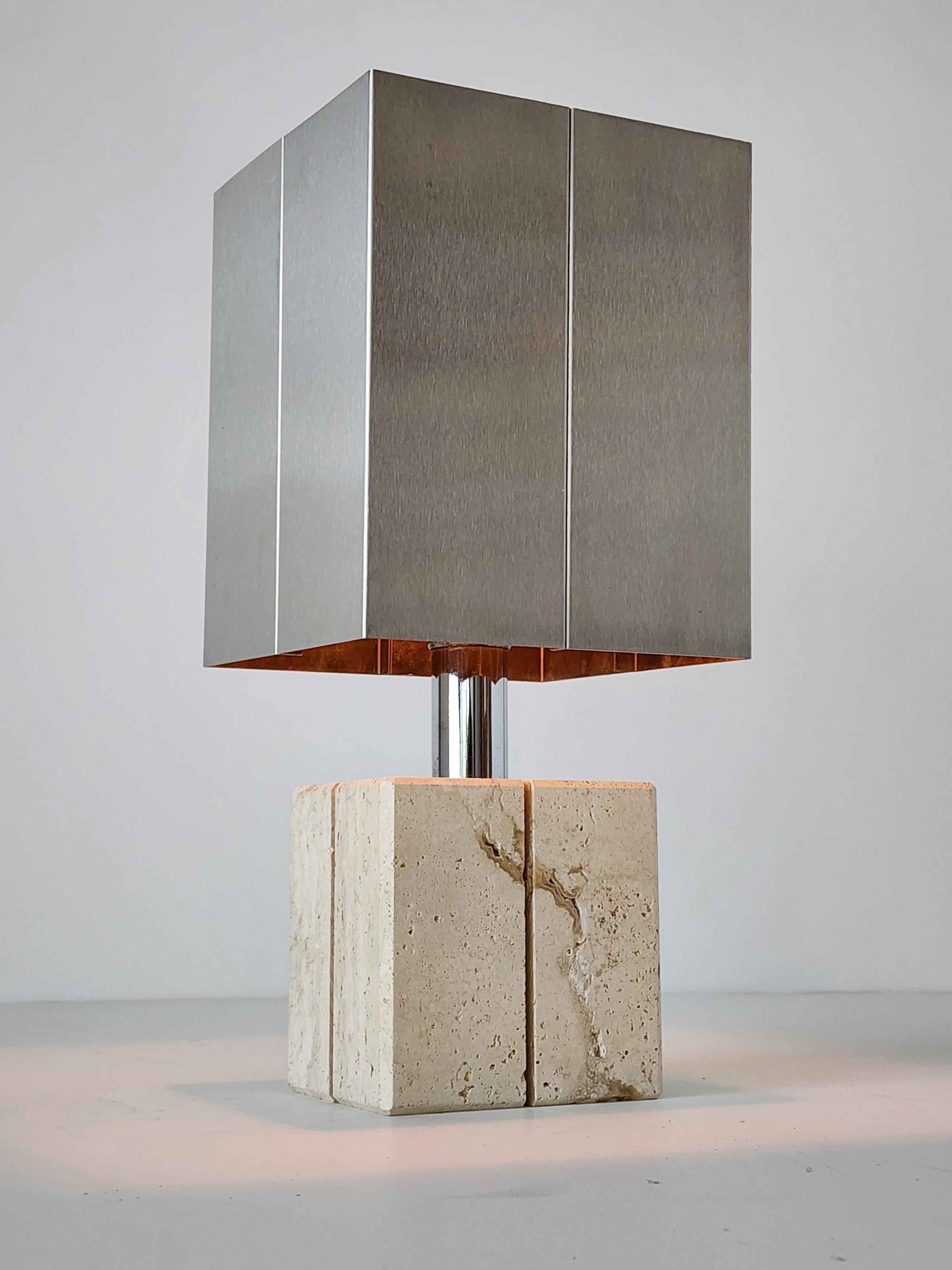1970s  Reggiani Travertine and Stainless steel Table Lamp , Italy  In Good Condition For Sale In St- Leonard, Quebec