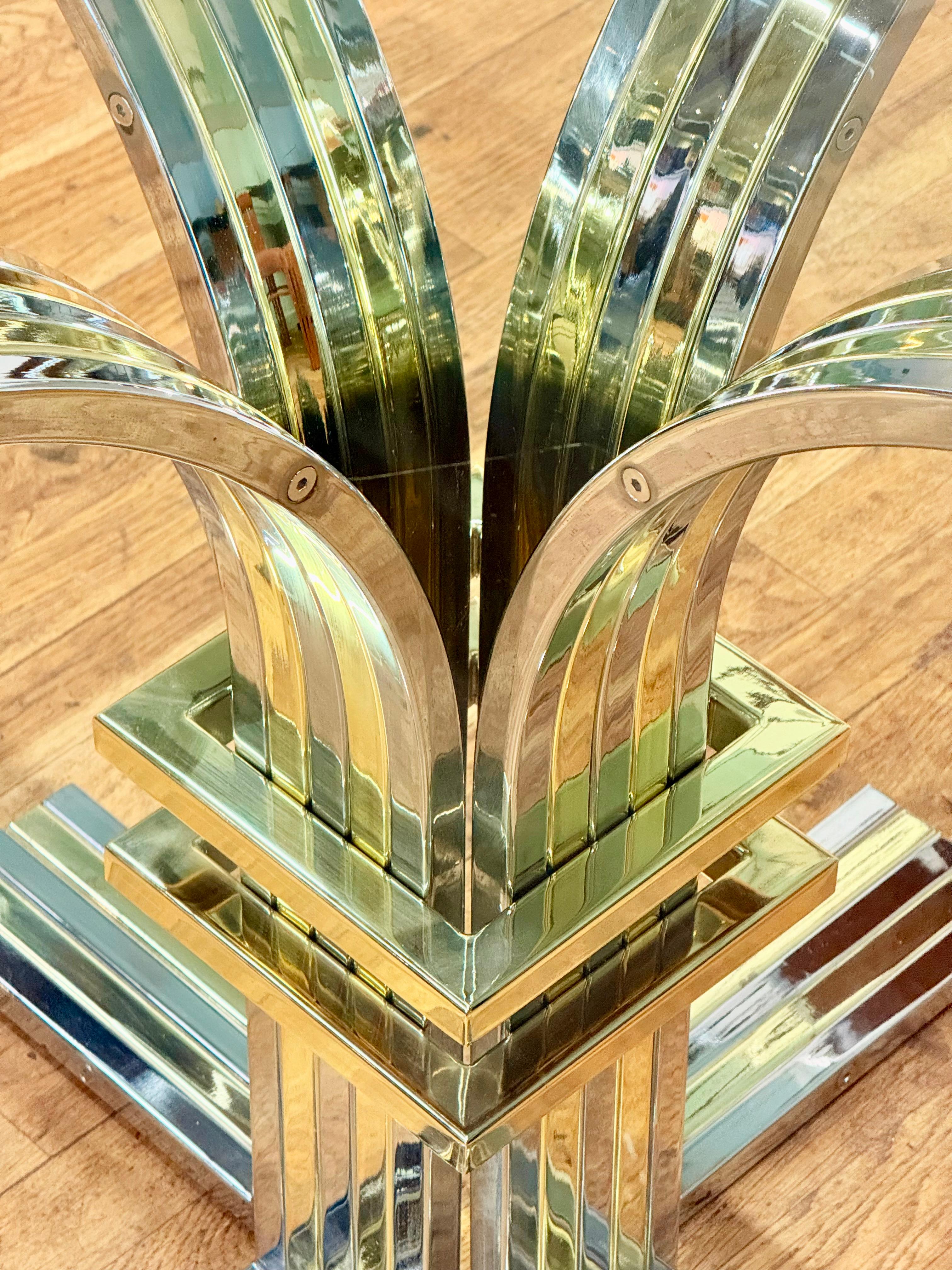Mesa de centro con tapa de cristal de cromo y latón de Renato Zevi para Banci Firenze, años 70 en venta 2