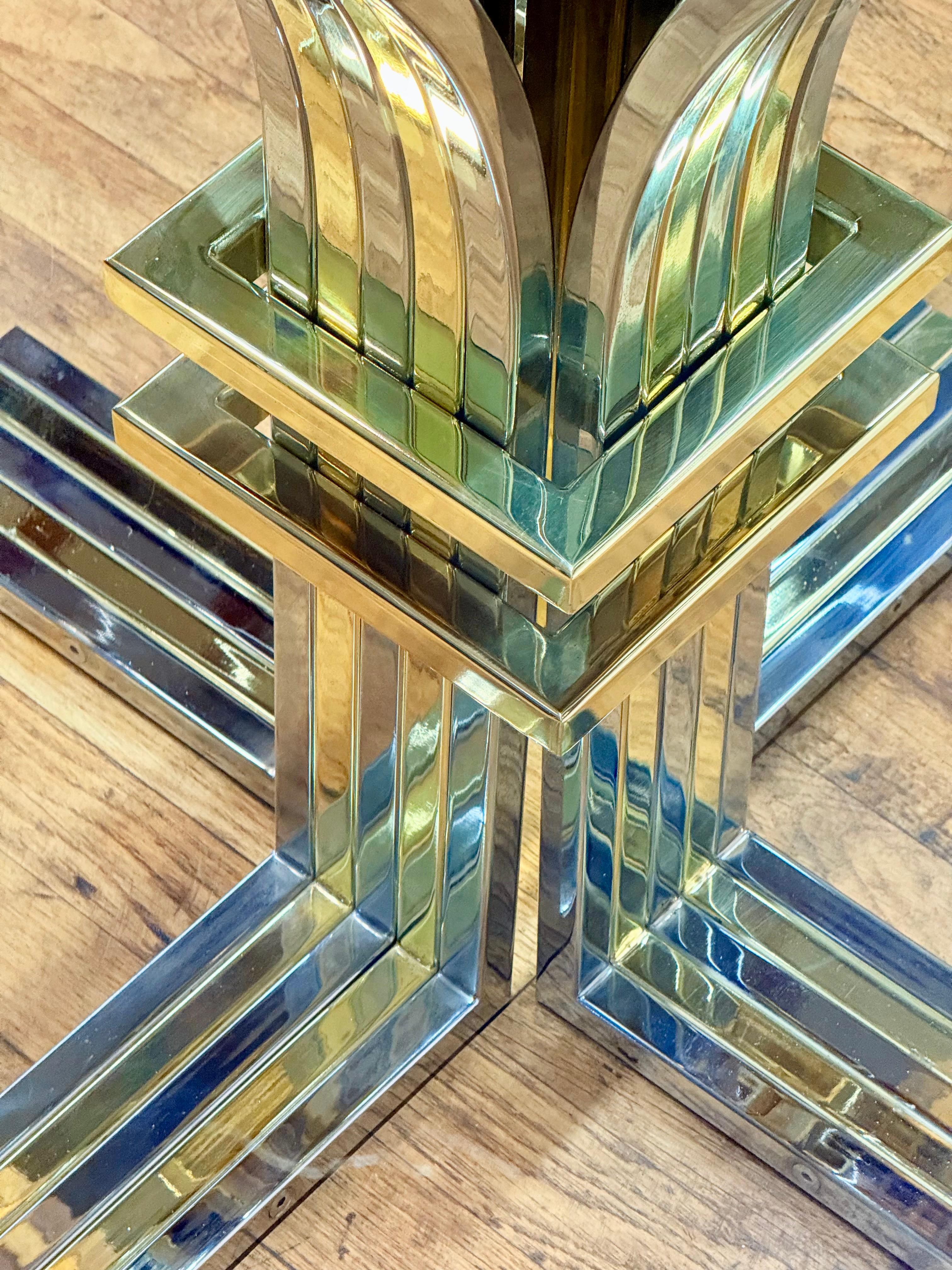 Mesa de centro con tapa de cristal de cromo y latón de Renato Zevi para Banci Firenze, años 70 en venta 1