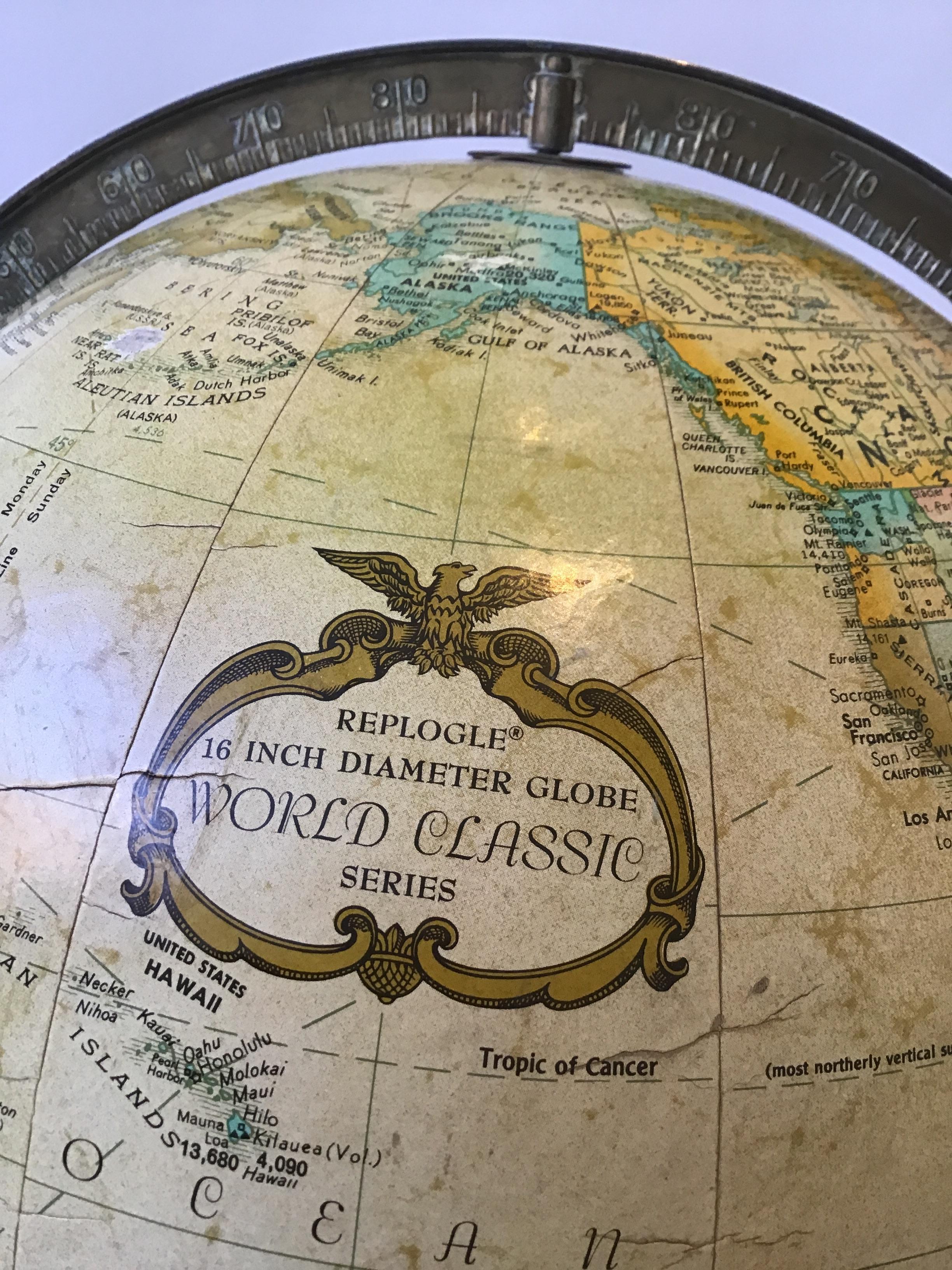 1970s Replogle Globe on Chrome and Brass Stand In Good Condition For Sale In Tarrytown, NY