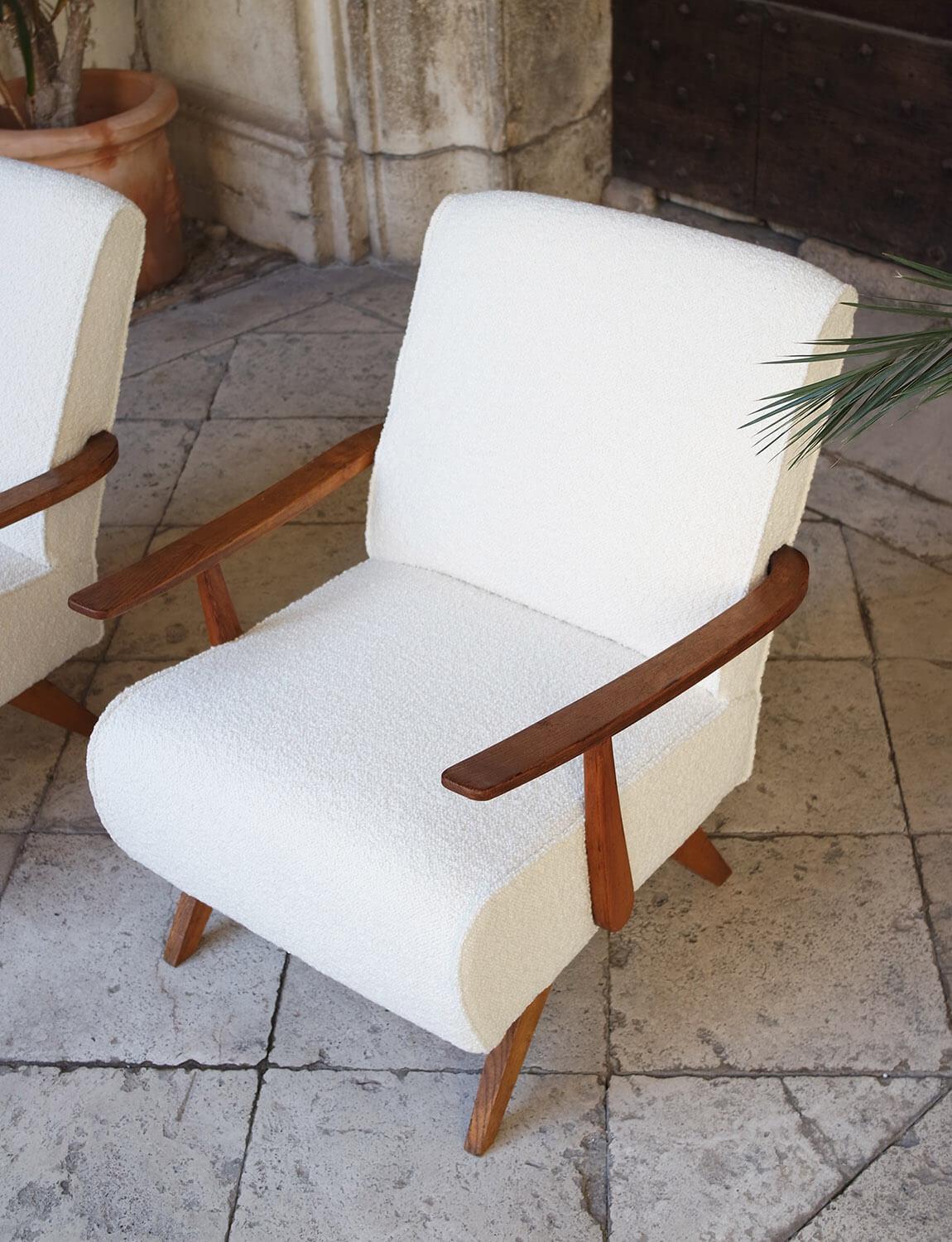 1970s Restored Italian Armchairs reupholstered in Dedar Boucle Fabric For Sale 6