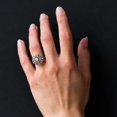 1970s Retro 18 Karat White Gold Platinum Diamonds Radiant Ring