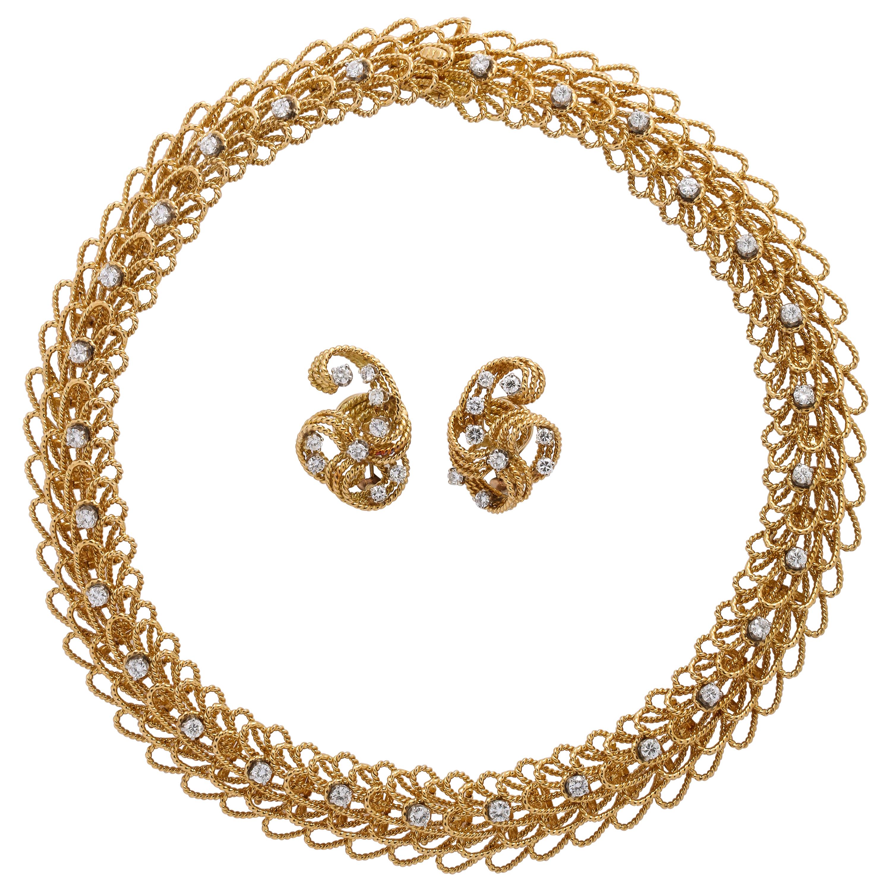 1970s Retro Twisted Wire 18 Karat Gold Diamond Cuff Necklace and Earring Set