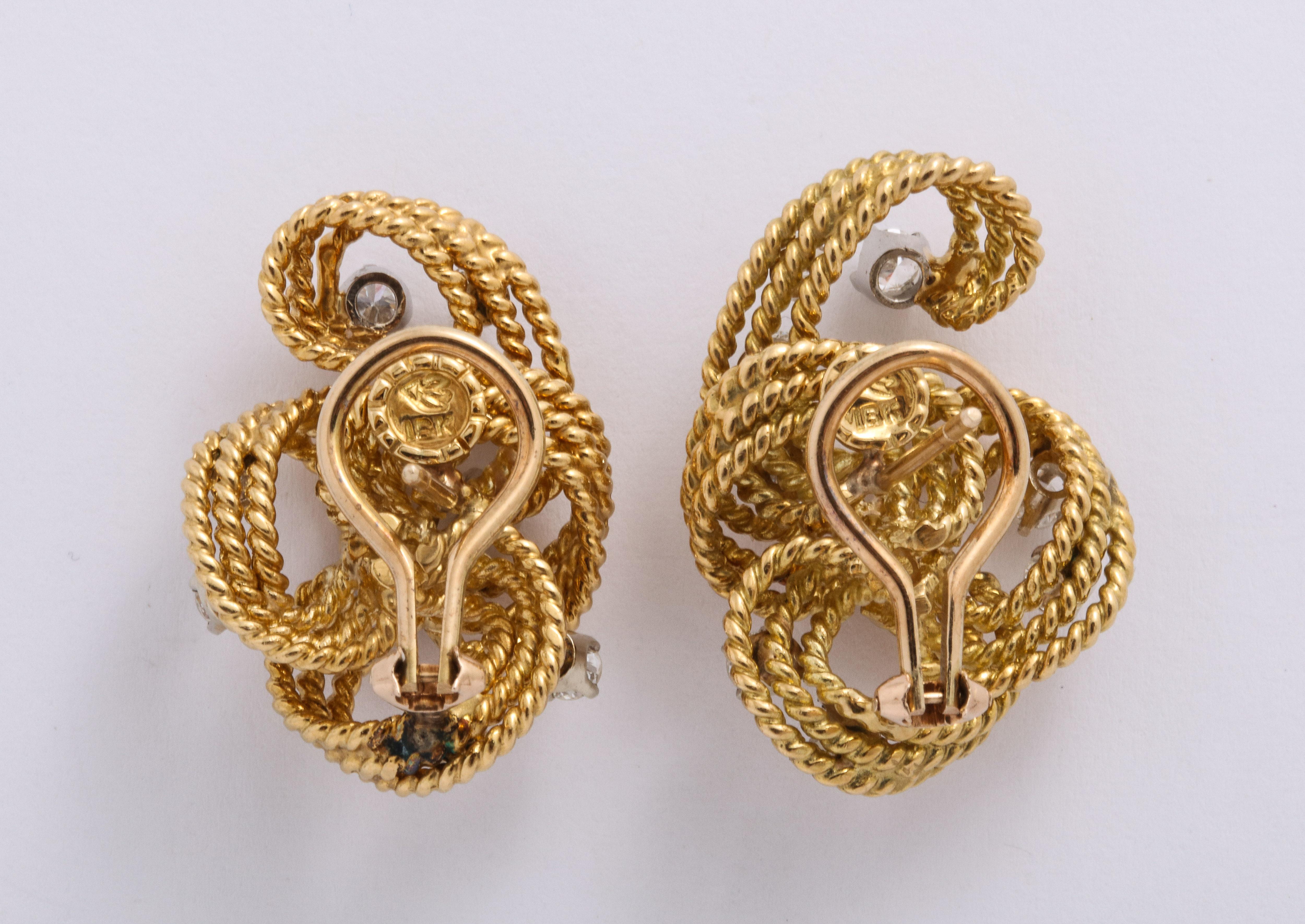 1970s Retro Twisted Wire 18 Karat Gold Diamond Cuff Necklace and Earring Set 6