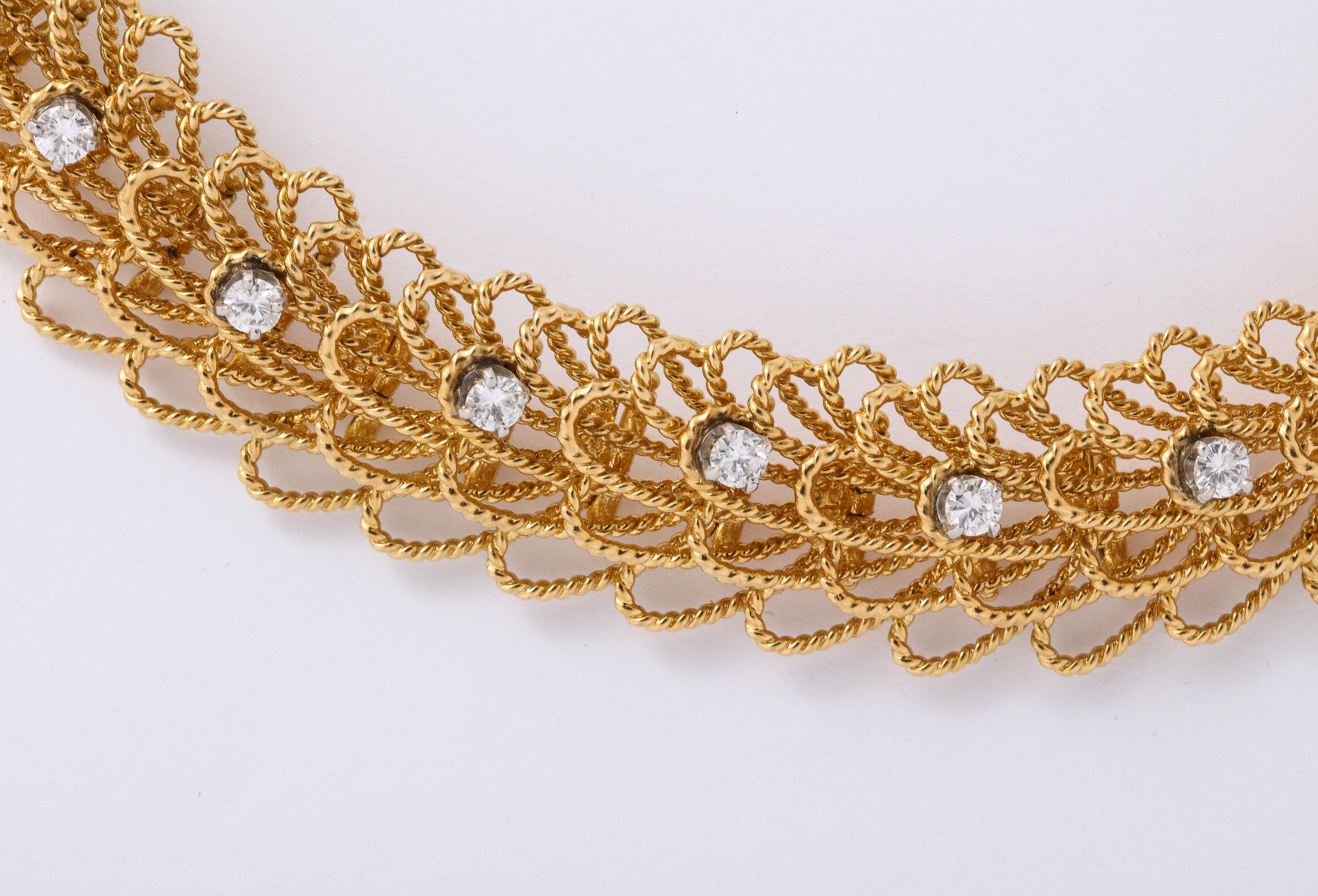 Women's or Men's 1970s Retro Twisted Wire 18 Karat Gold Diamond Cuff Necklace and Earring Set