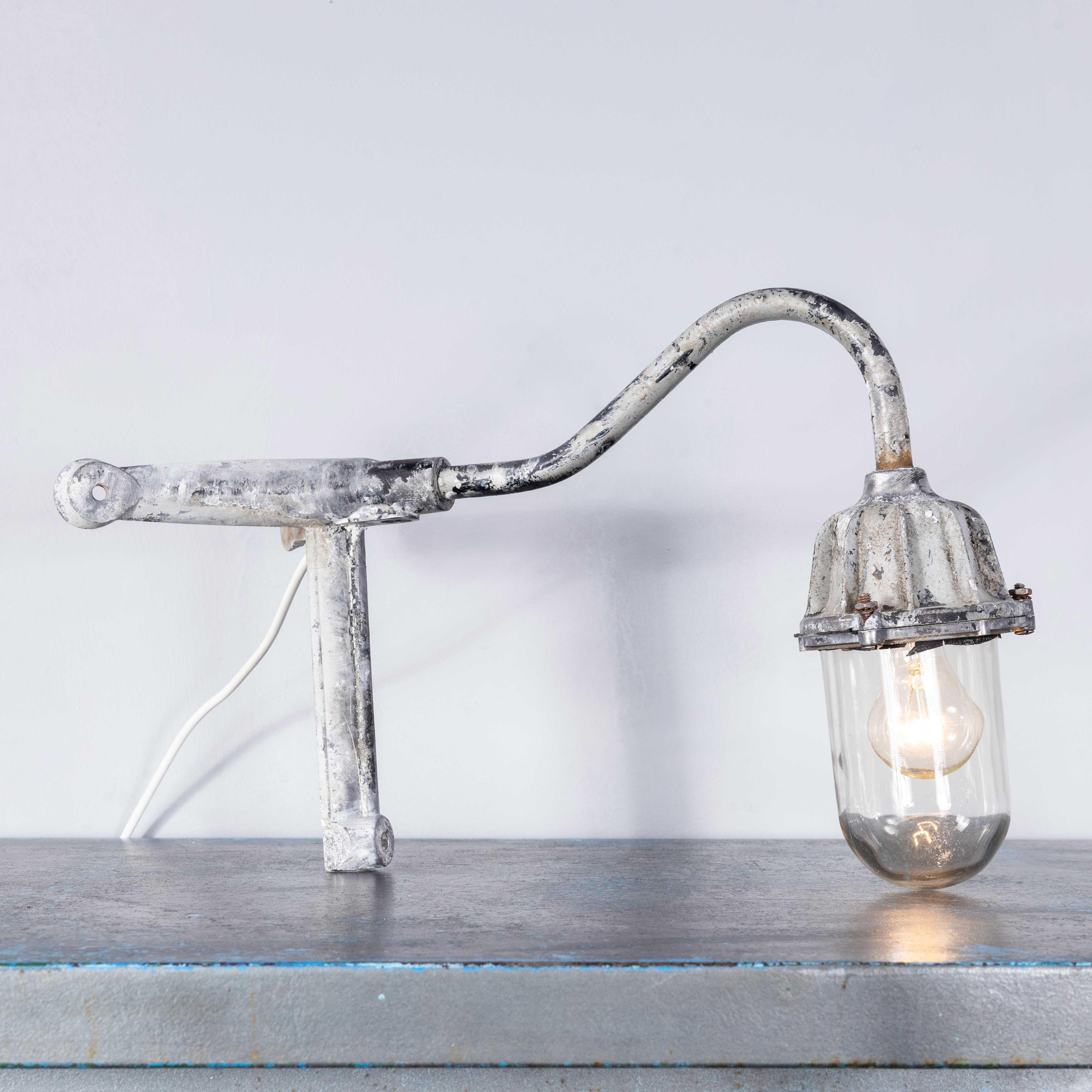 1970's Revo Original Industrial Corner Lamp In Good Condition For Sale In Hook, Hampshire