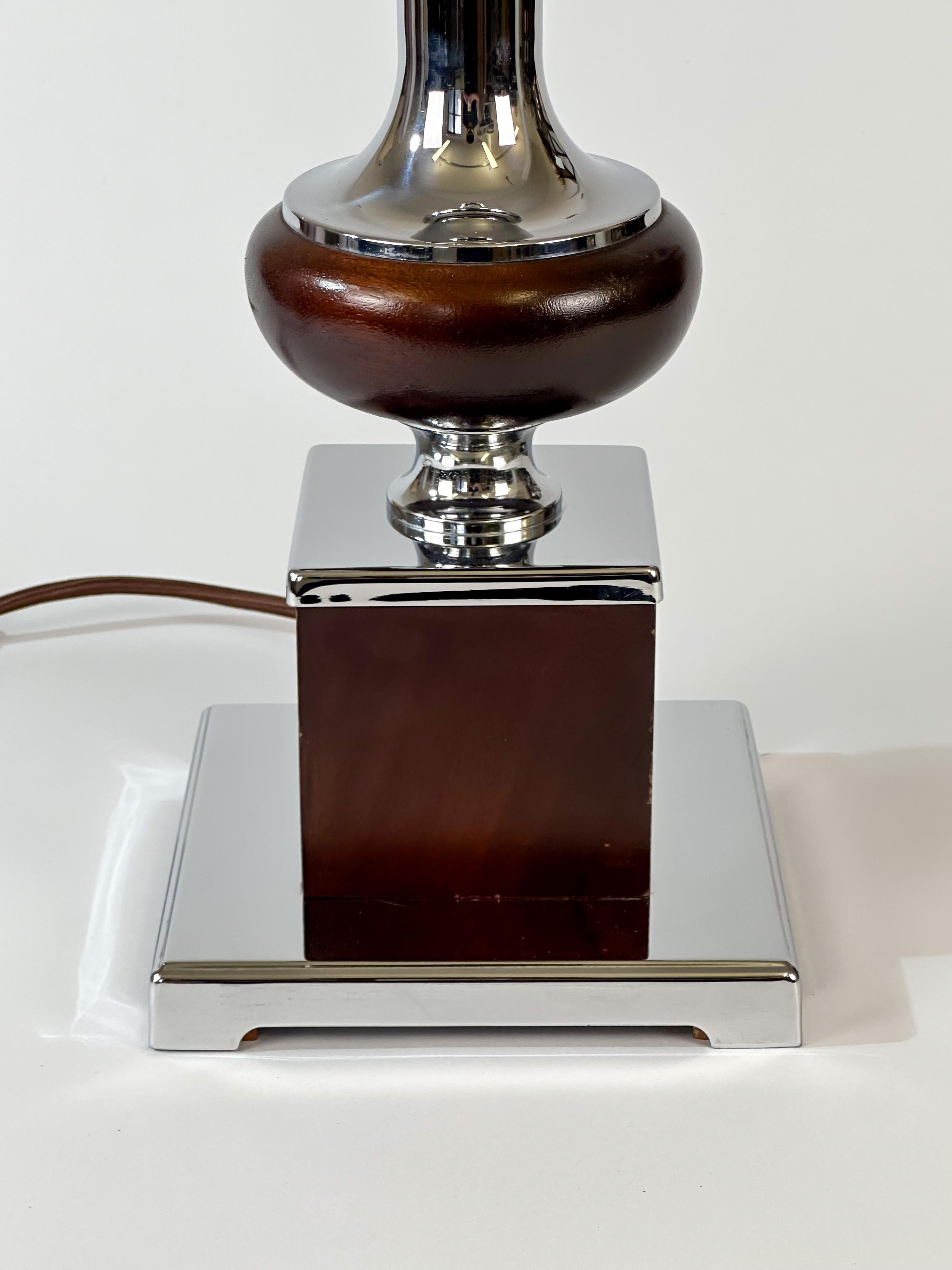 Moderne Tischlampe aus Chrom und Palisanderholz von Richard Essig aus der Mitte des Jahrhunderts, ca. 1970er Jahre im Angebot 2