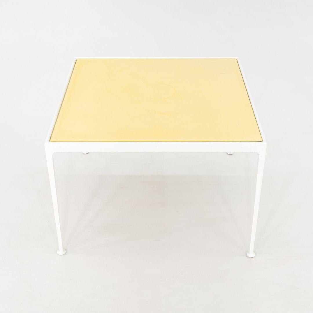 1970 Richard Schultz for Knoll Dining Table with Yellow Top 38 inch en vente 3