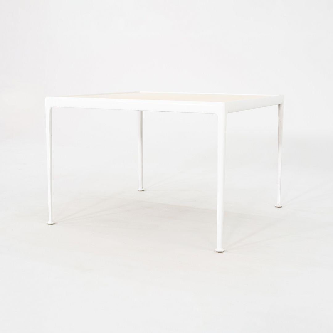 1970 Richard Schultz for Knoll Dining Table with Yellow Top 38 inch en vente 4