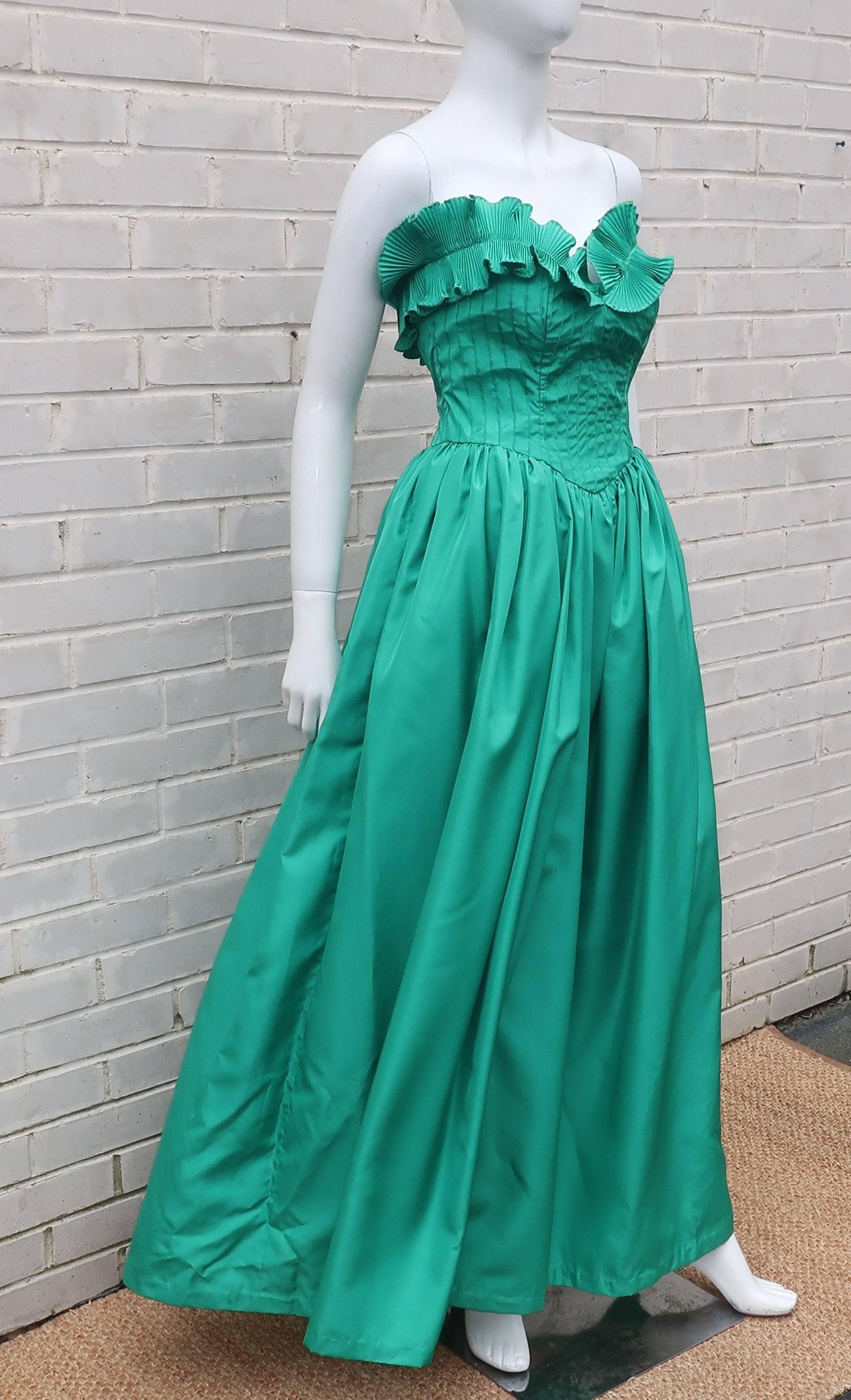 Richilene Green Taffeta Strapless Evening Dress, 1970’s In Good Condition In Atlanta, GA