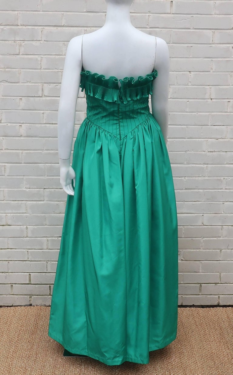 1970’s Richilene Green Taffeta Strapless Evening Dress For Sale at 1stdibs