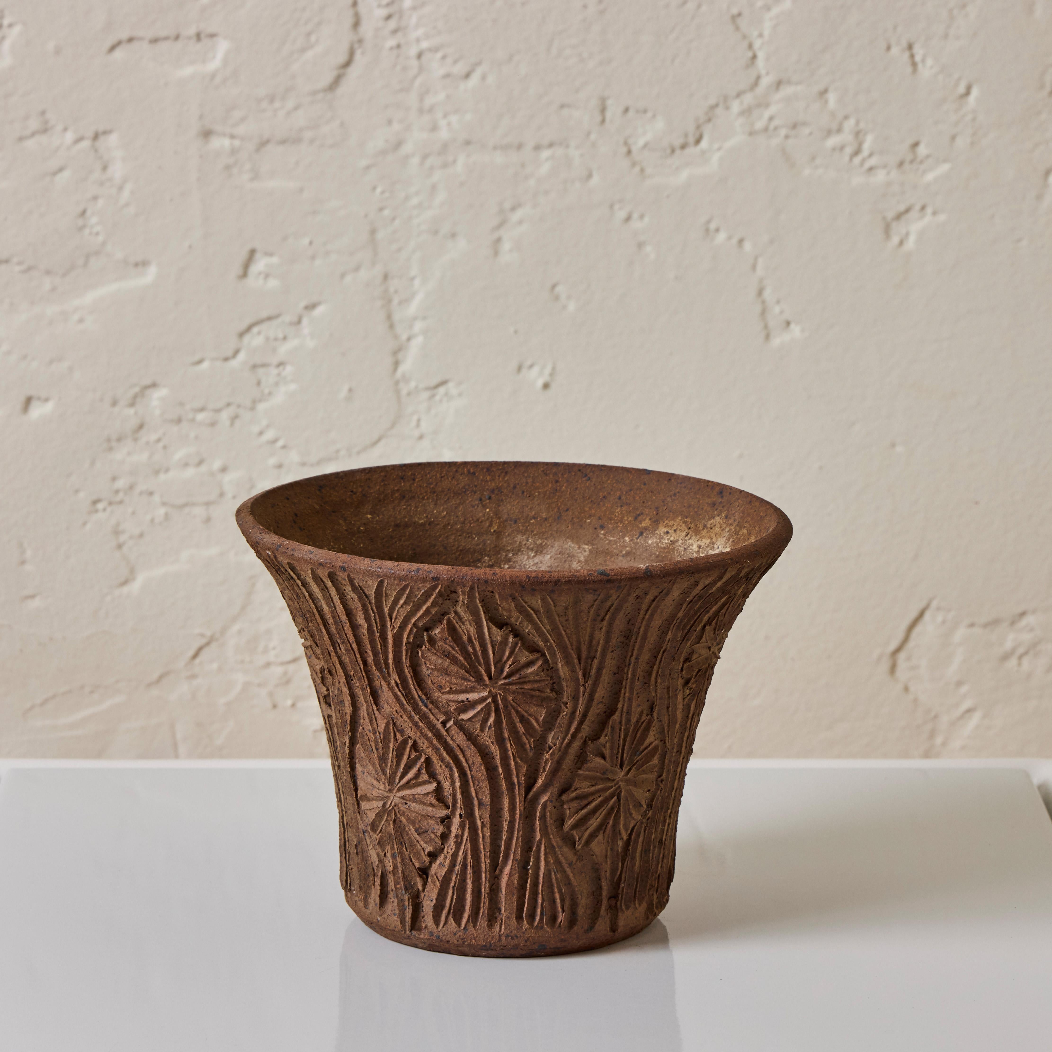 1970s Robert Maxwell & David Cressey 'Teardrop Sunburst' Pot for Earthgender im Zustand „Gut“ im Angebot in Glendale, CA