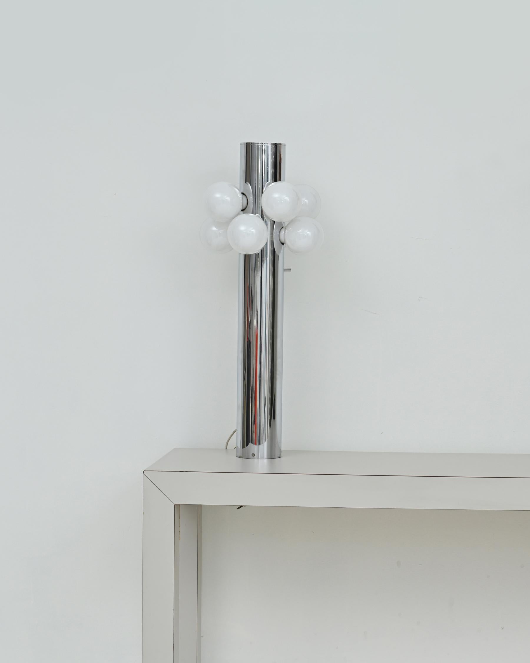1970s Chrome Tubular Table or Floor Lamp by Robert Sonneman (attributed). Fully functioning dimmer switch. Low-wattage bulbs shown included. Very heavy construction. Light surface wear.