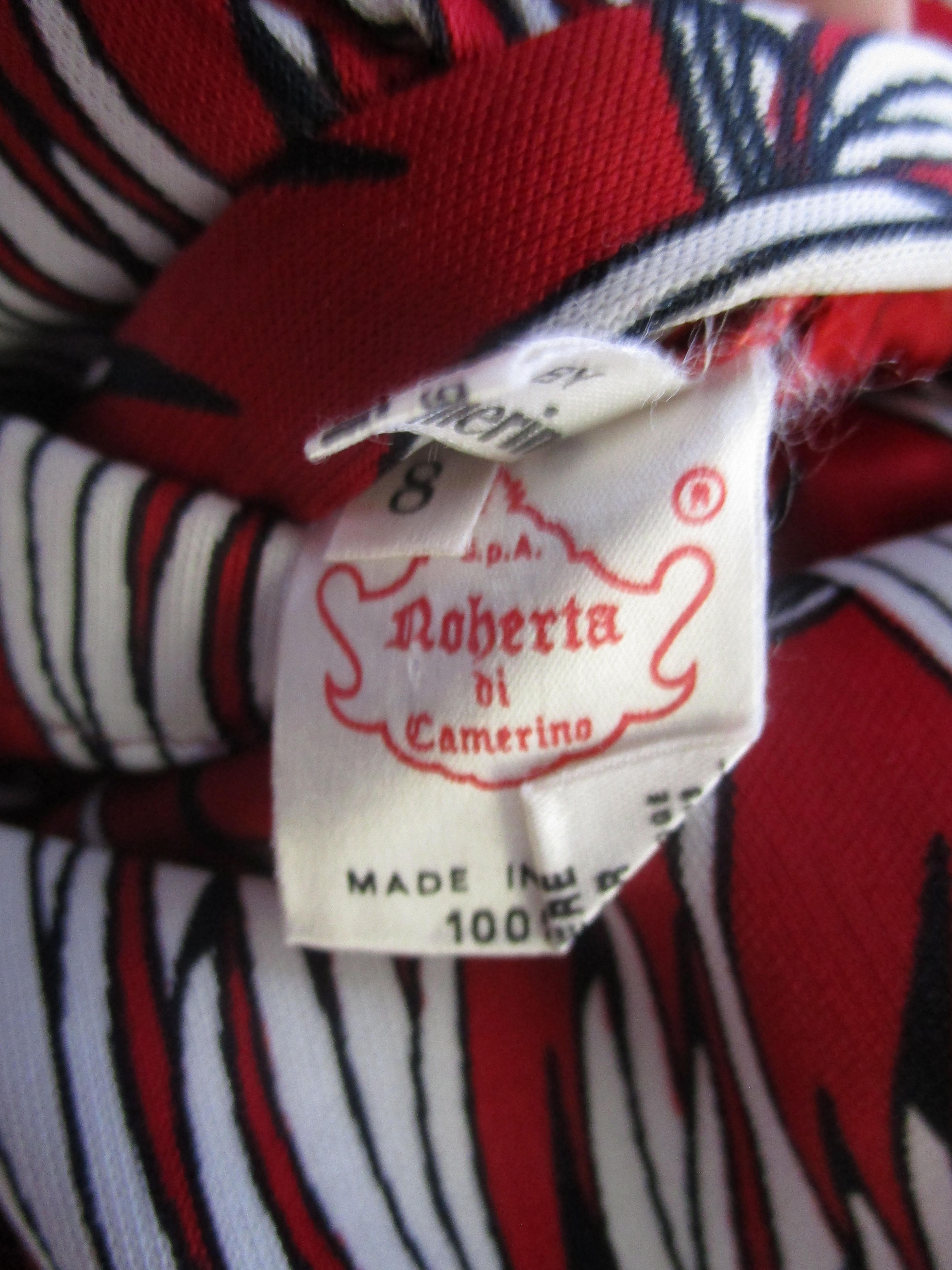 1970s Roberta Di Camerino Red Printed Jersey Ensemble For Sale 4