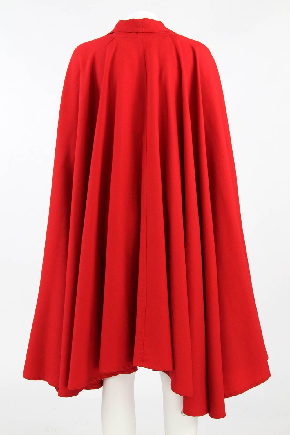 colonial cloak