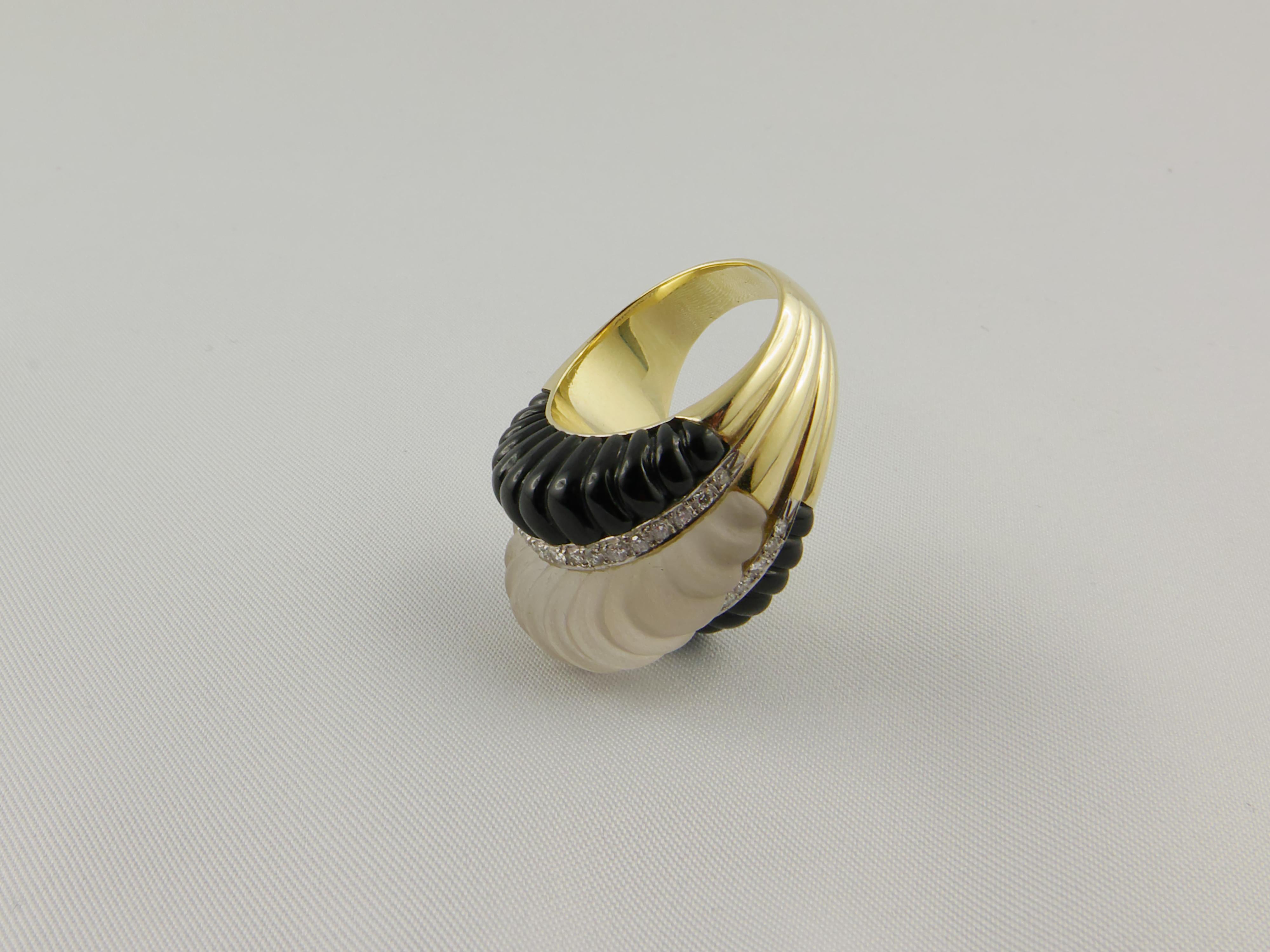 1970s Rock Crystal, Onyx, Diamond and Yellow Gold Ring For Sale 1