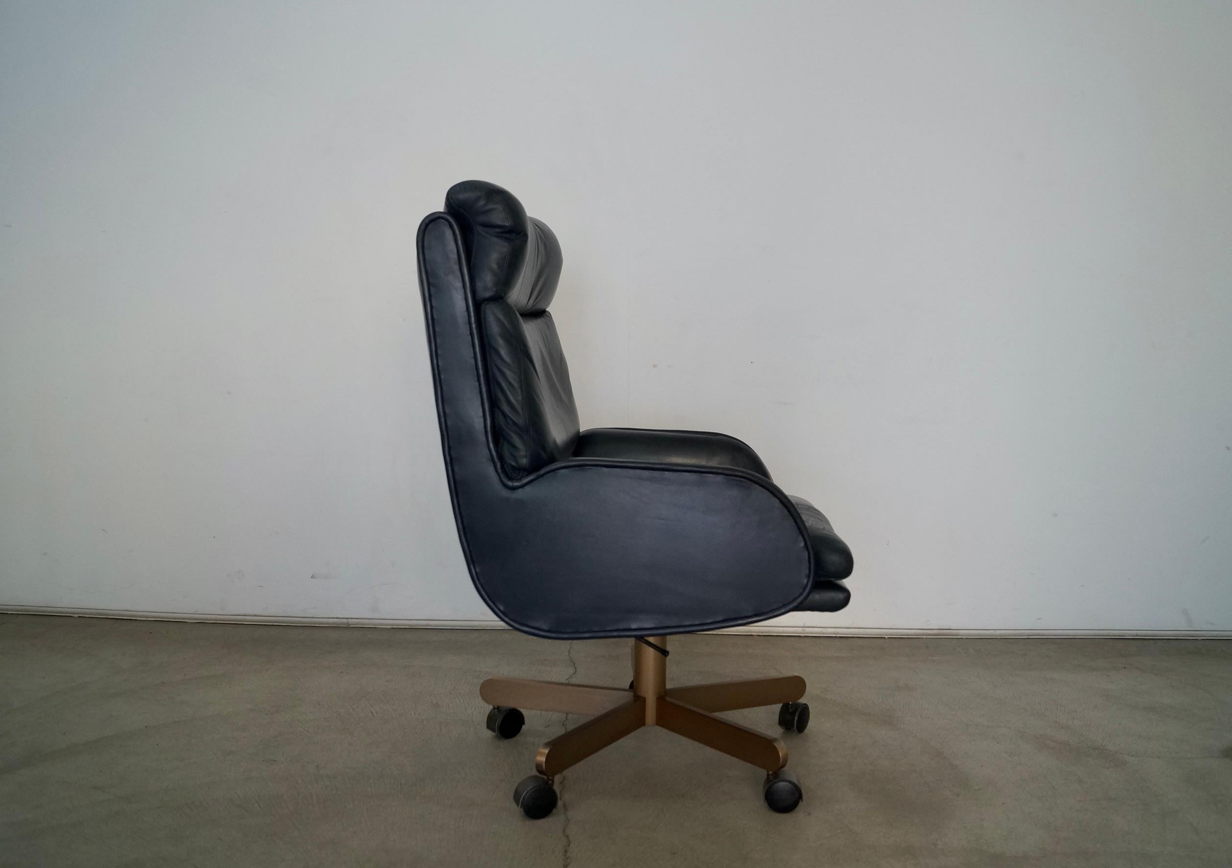 1970's Roger Sprunger for Dunbar Office Executive Leather Desk Chair 5