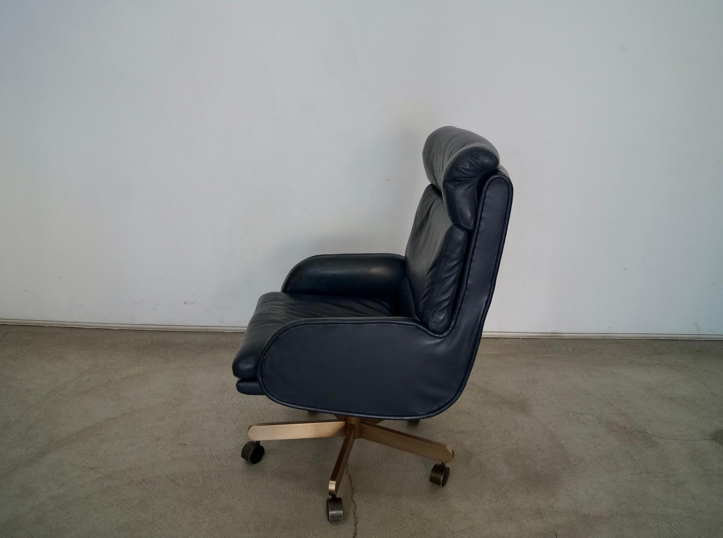 Late 20th Century 1970's Roger Sprunger for Dunbar Office Executive Leather Desk Chair