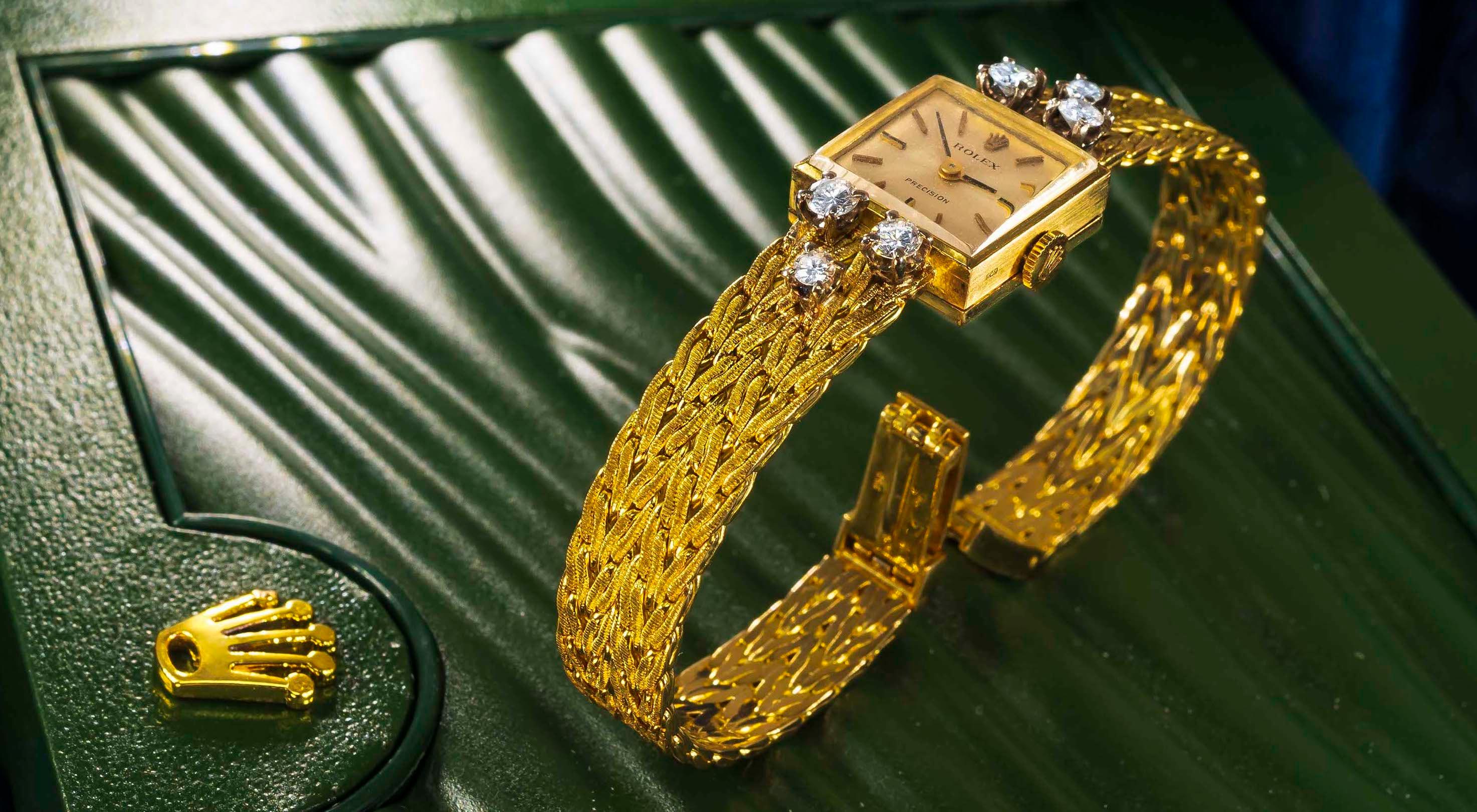 Retro 1970s Rolex 18 Karat Yellow Gold Diamond Set Foliate Leaf Design Bracelet Watch