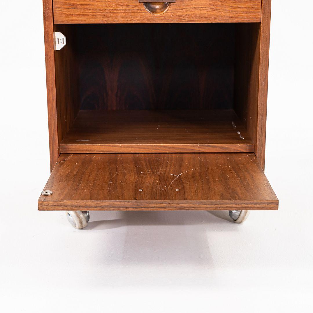 1970s Rolling Axelsens Mobelfabrik for W&B Mobler Teak Bedside Table/Cabinet For Sale 3