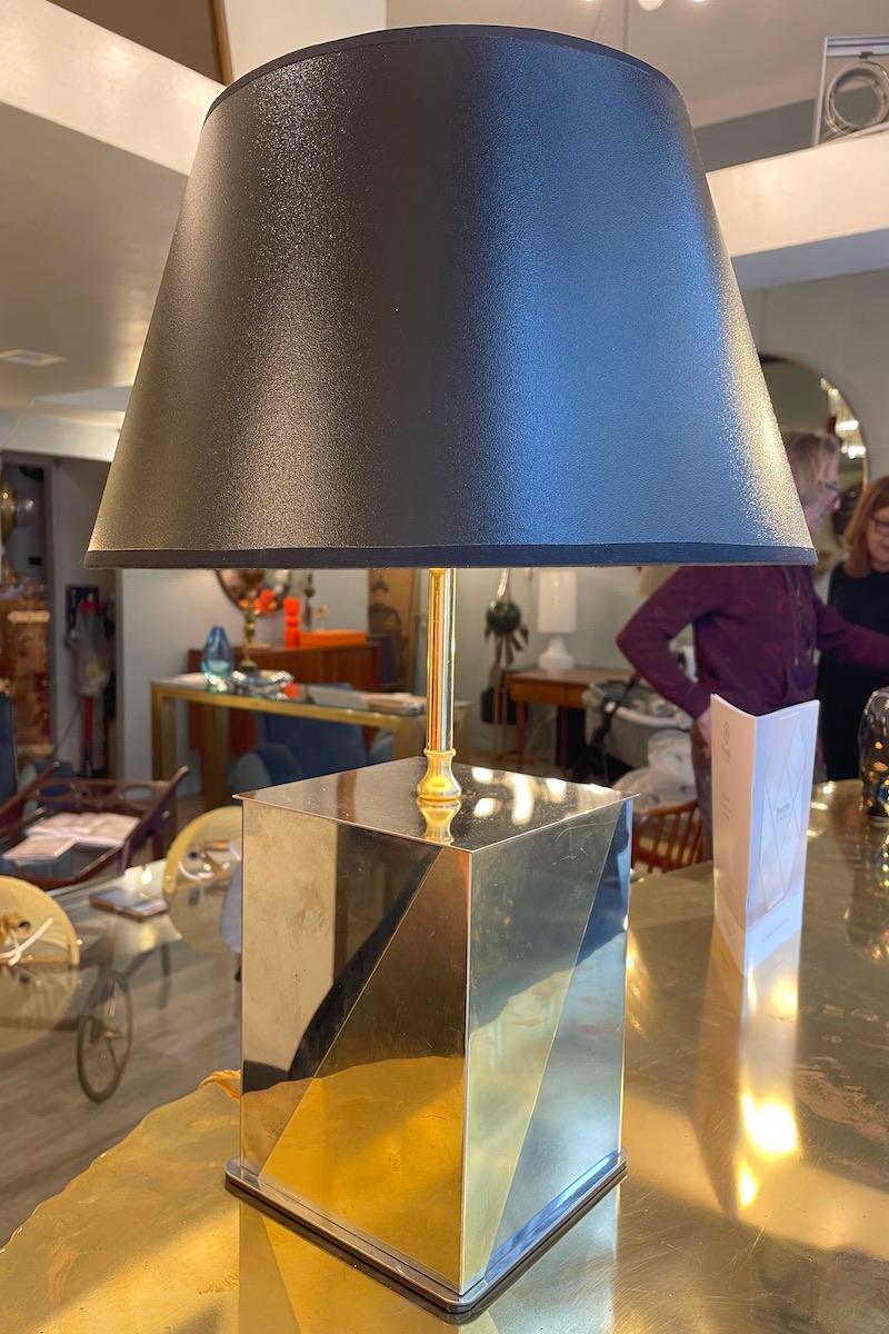 Romeo Rega de los años 70 Lámpara de sobremesa de latón y acero Latón en venta