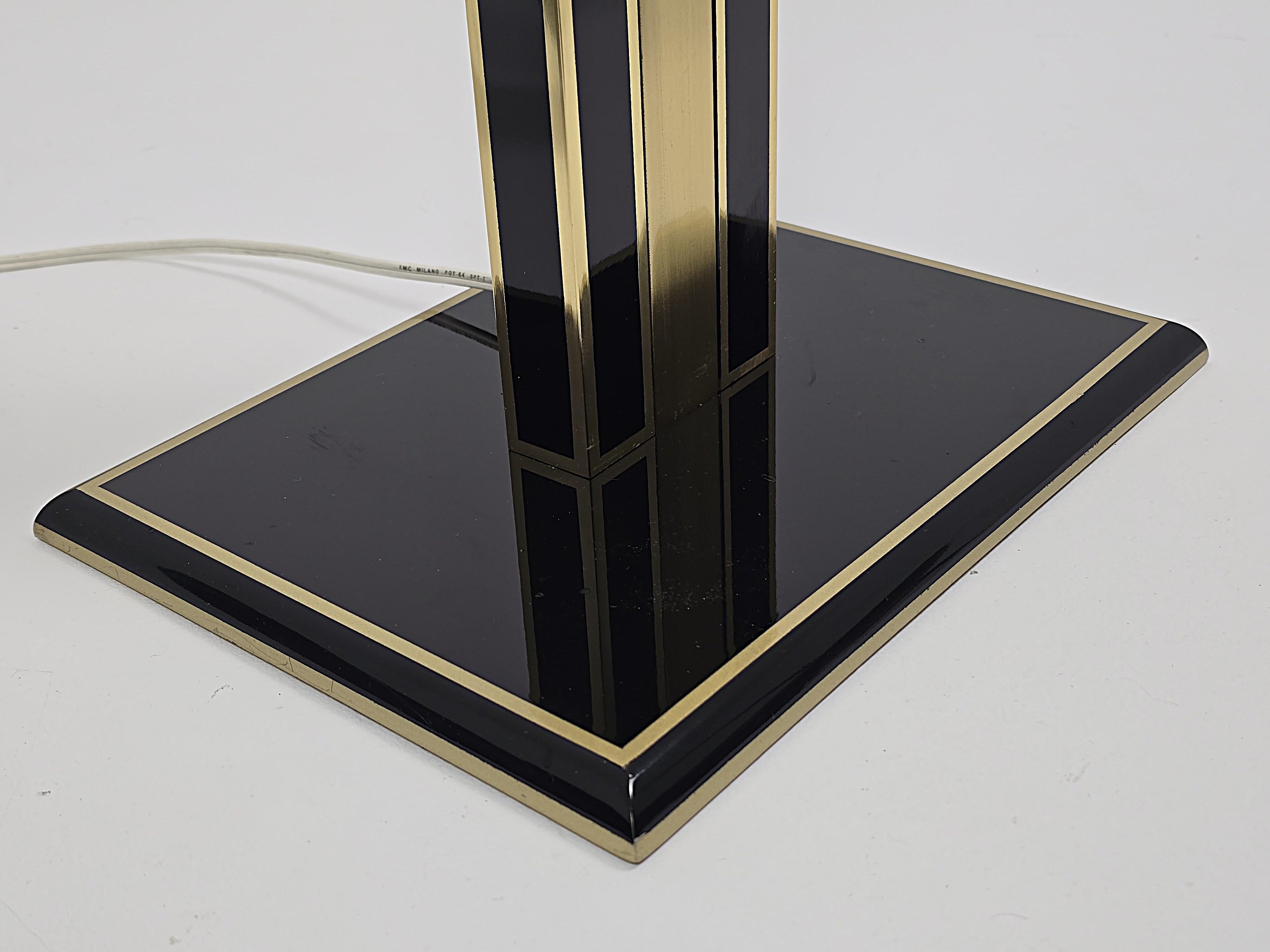 1970s Romeo Rega Brass Floor Lamp with Original Shade , Italy in vendita 3