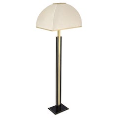 Lampada da terra in ottone Romeo Rega degli anni '70 con paralume originale, Italia