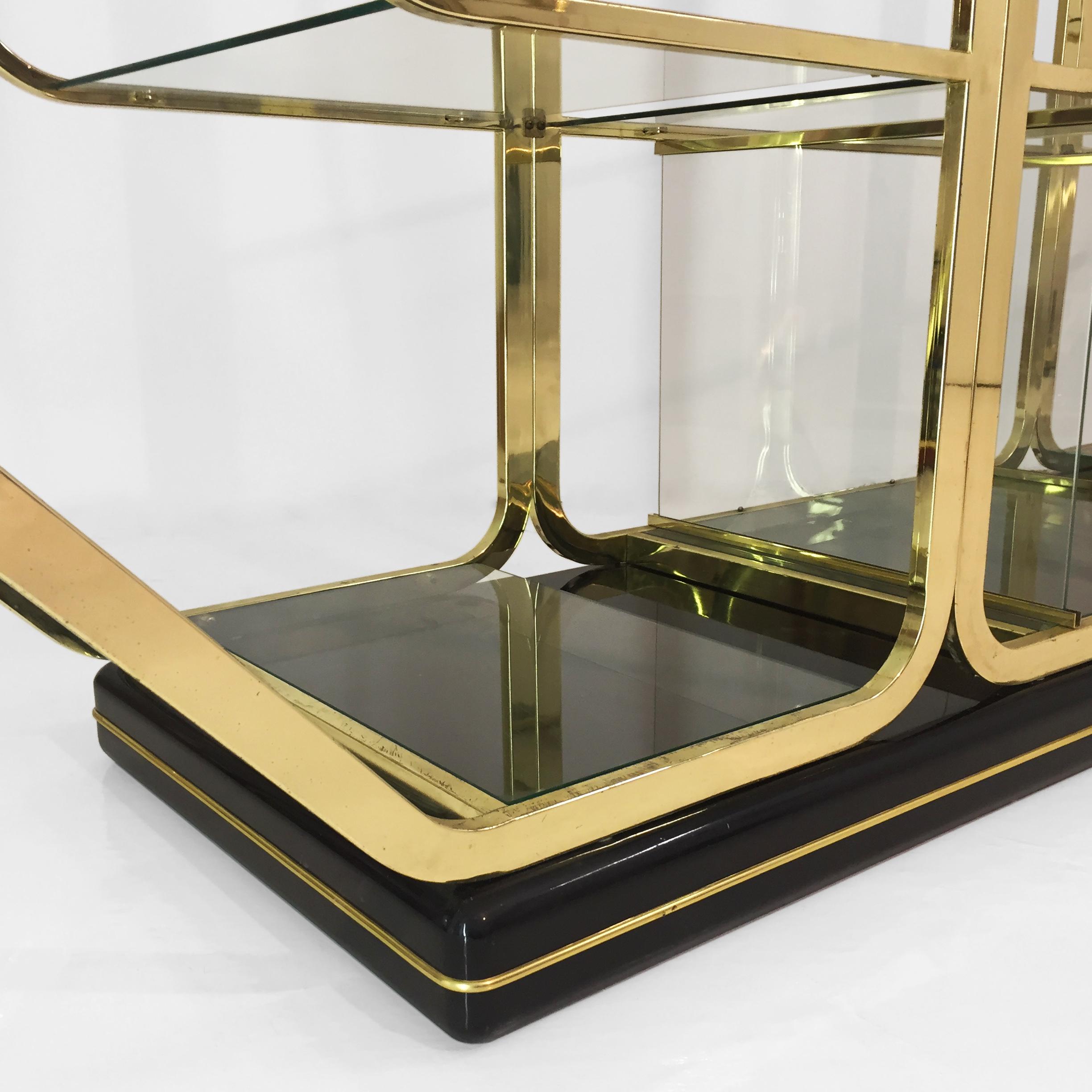 1970s Romeo Rega Manner Octagonal Brass Lacquered Glass Display Unit Zevi For Sale 5
