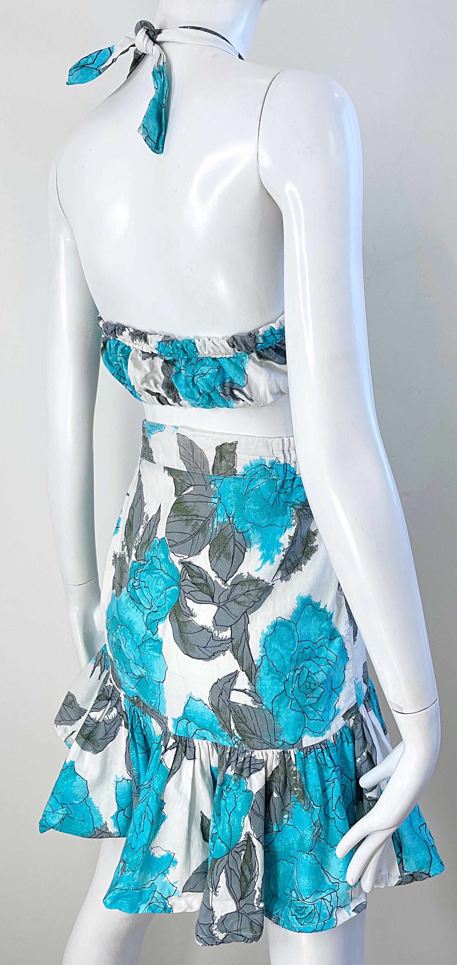 1970s Rose Flower Print Turquoise Blue Grey White 70s Cotton Crop Top Skirt Set For Sale 5