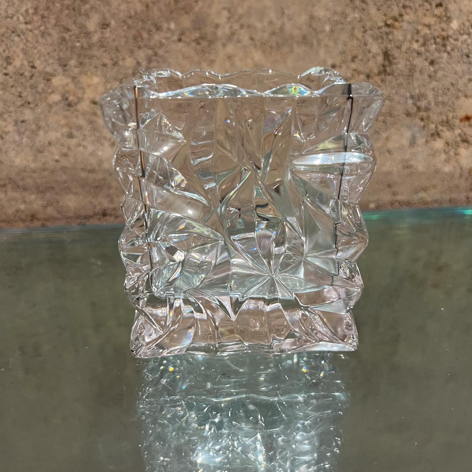 1970s Rosenthal Studio Linie Crystal Crinkle Vase Germany
3.5 h x 3 w x 2.25 d
Rosenthal Studio Linie Germany
paperweight or vase
Preowned original vintage condition
See all images listed.