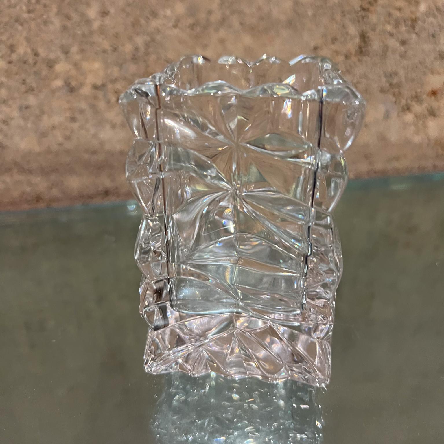 1970s Rosenthal Studio Linie Crystal Crinkle Vase Germany In Good Condition For Sale In Chula Vista, CA